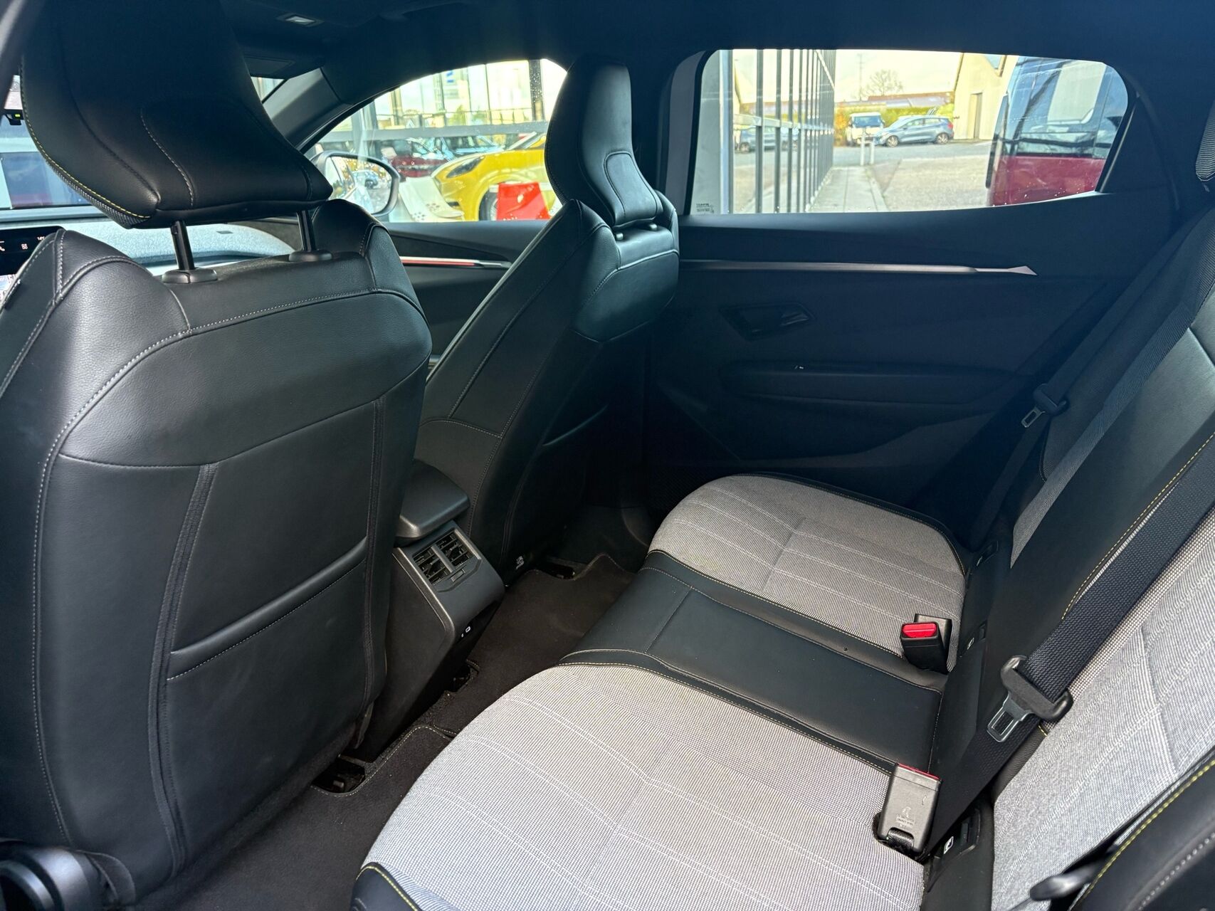 Billede af Renault Mégane E-TECH Equilibre 220HK 5d Aut.