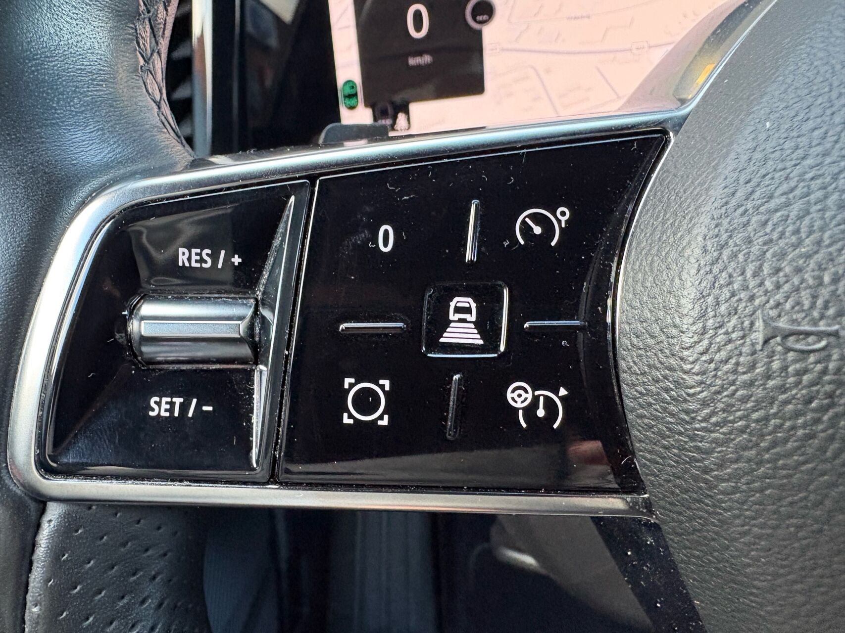 Billede af Renault Mégane E-TECH Equilibre 220HK 5d Aut.