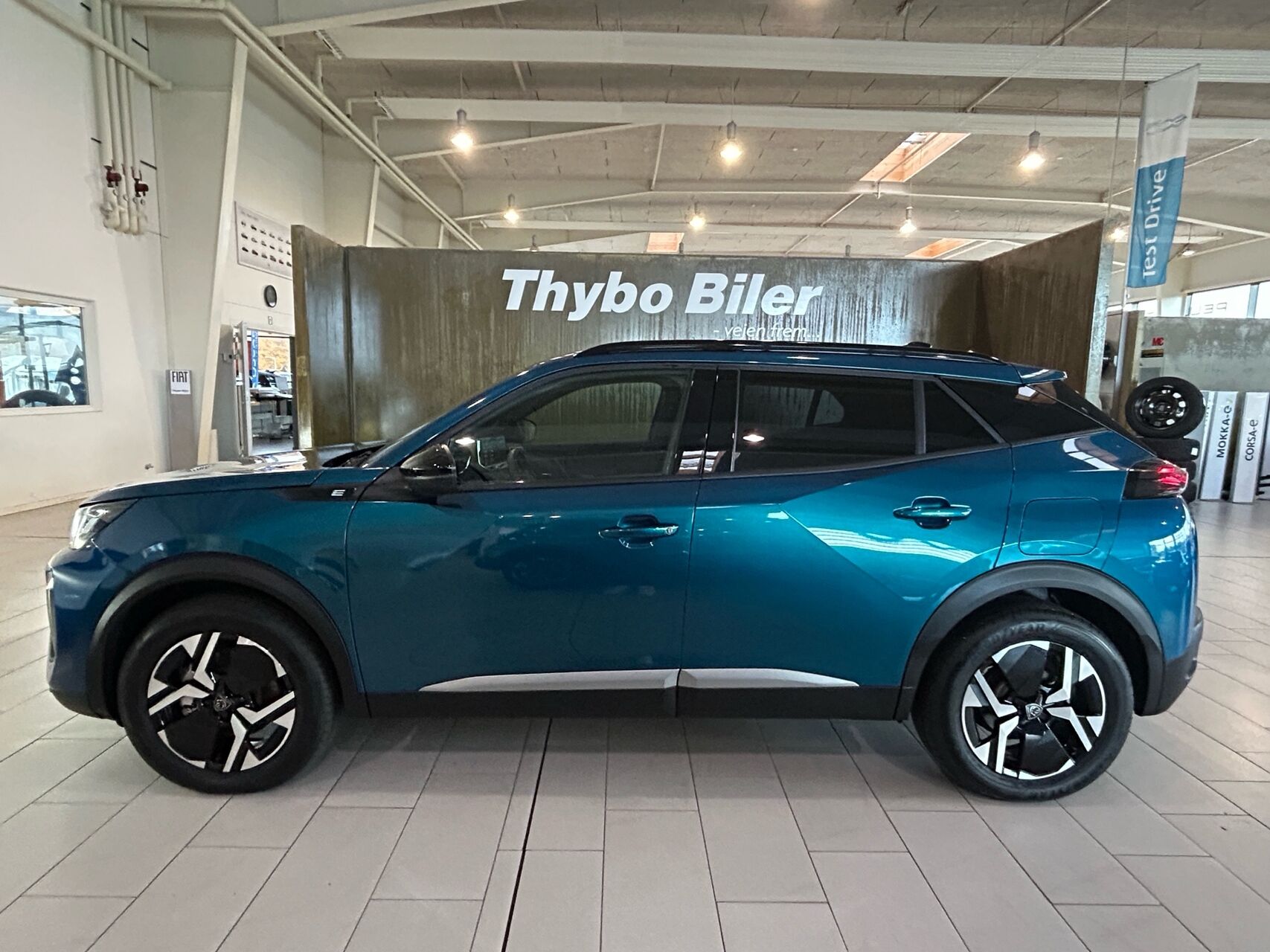 Billede af Peugeot e-2008 EL Allure 156HK 5d Aut.