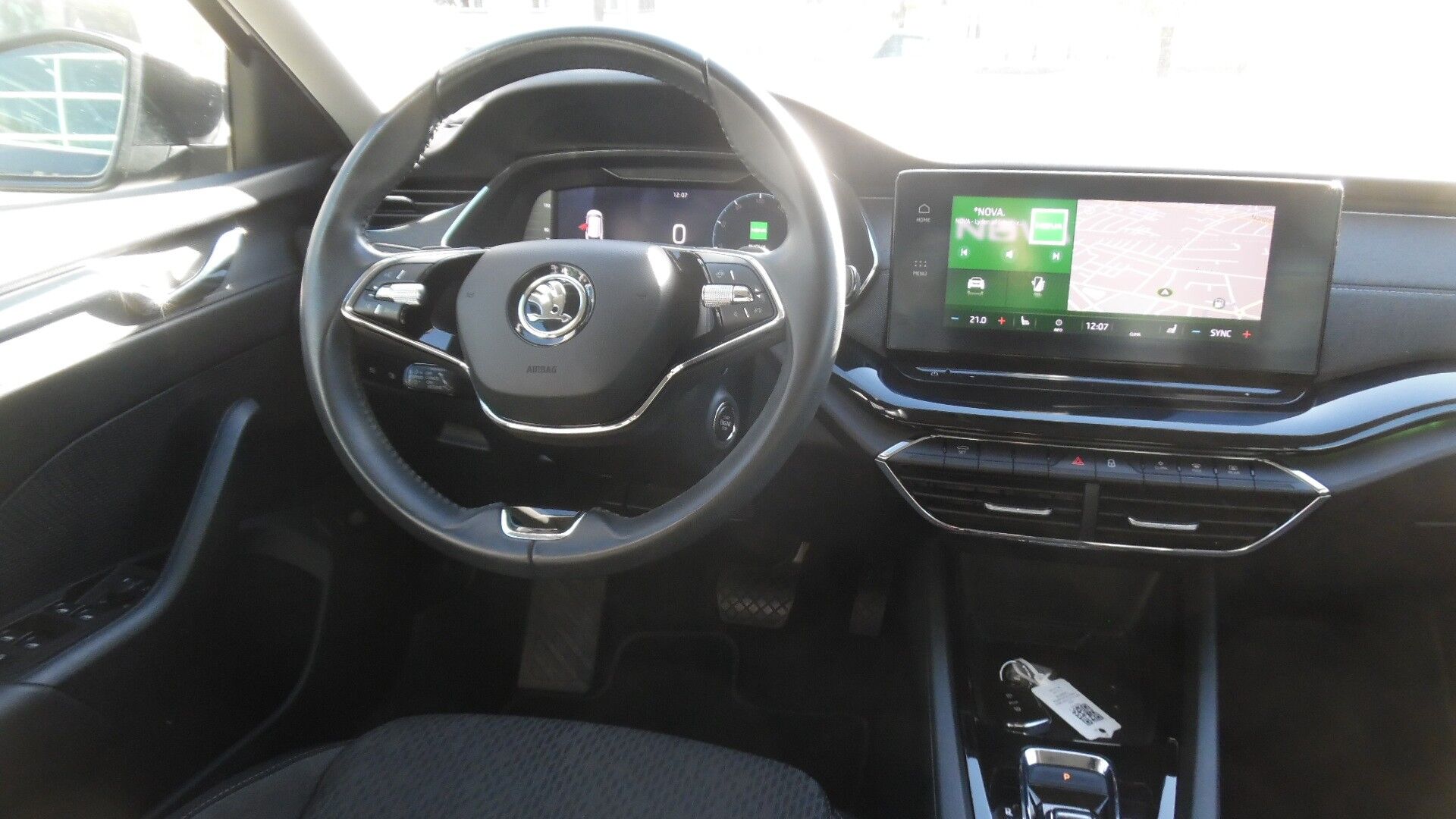 Billede af Skoda Octavia Combi 1,0 eTSI  Mild hybrid Business Executive DSG 110HK Stc 7g Aut.