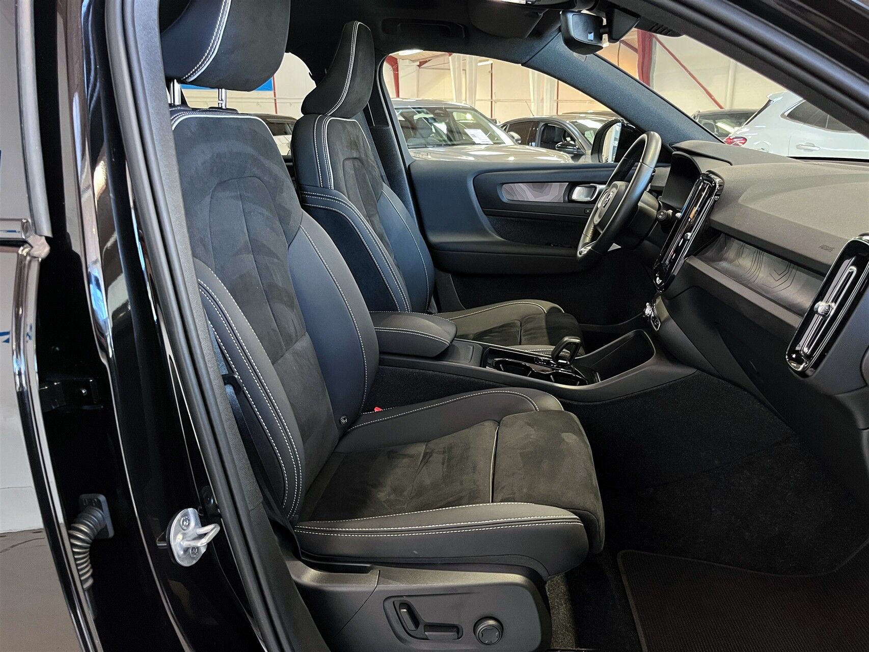 Billede af Volvo XC40 Recharge Extended Range Ultimate 252HK 5d Aut.