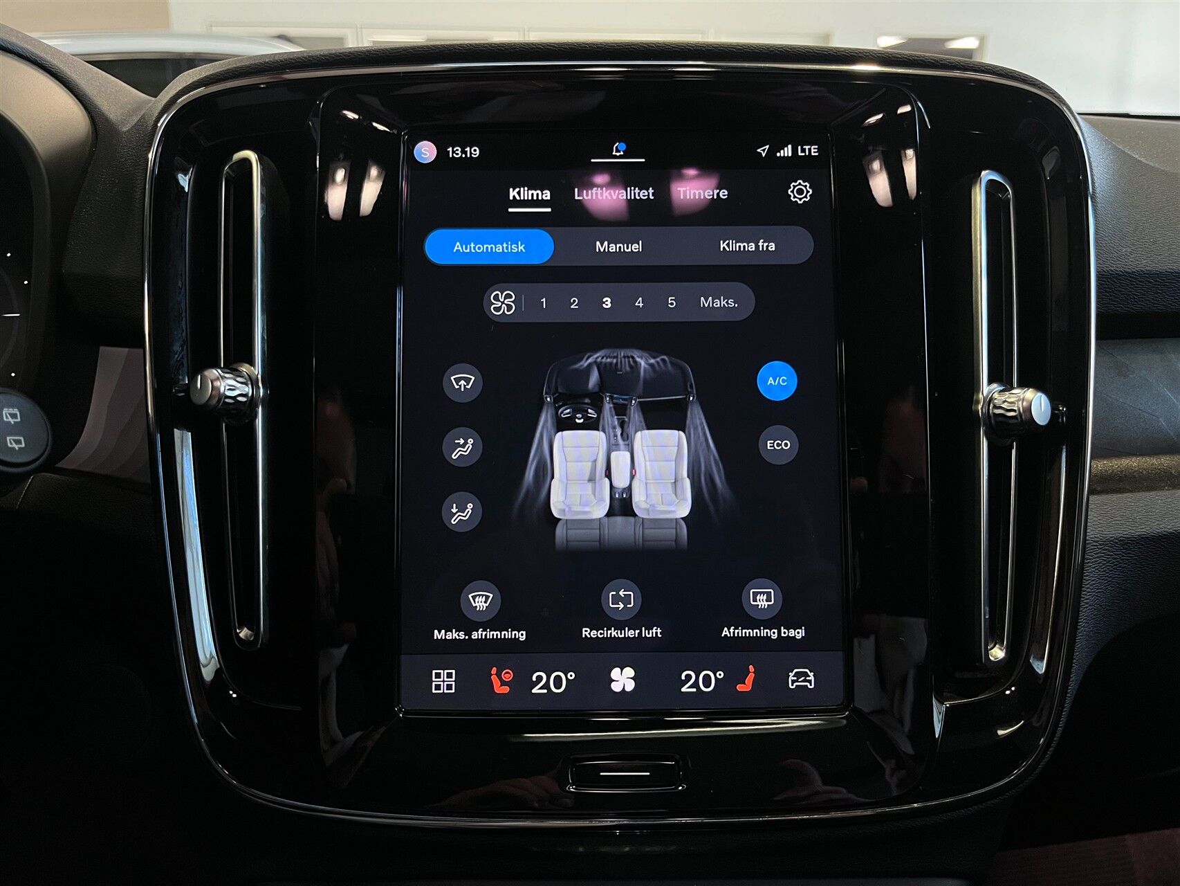 Billede af Volvo XC40 Recharge Extended Range Ultimate 252HK 5d Aut.