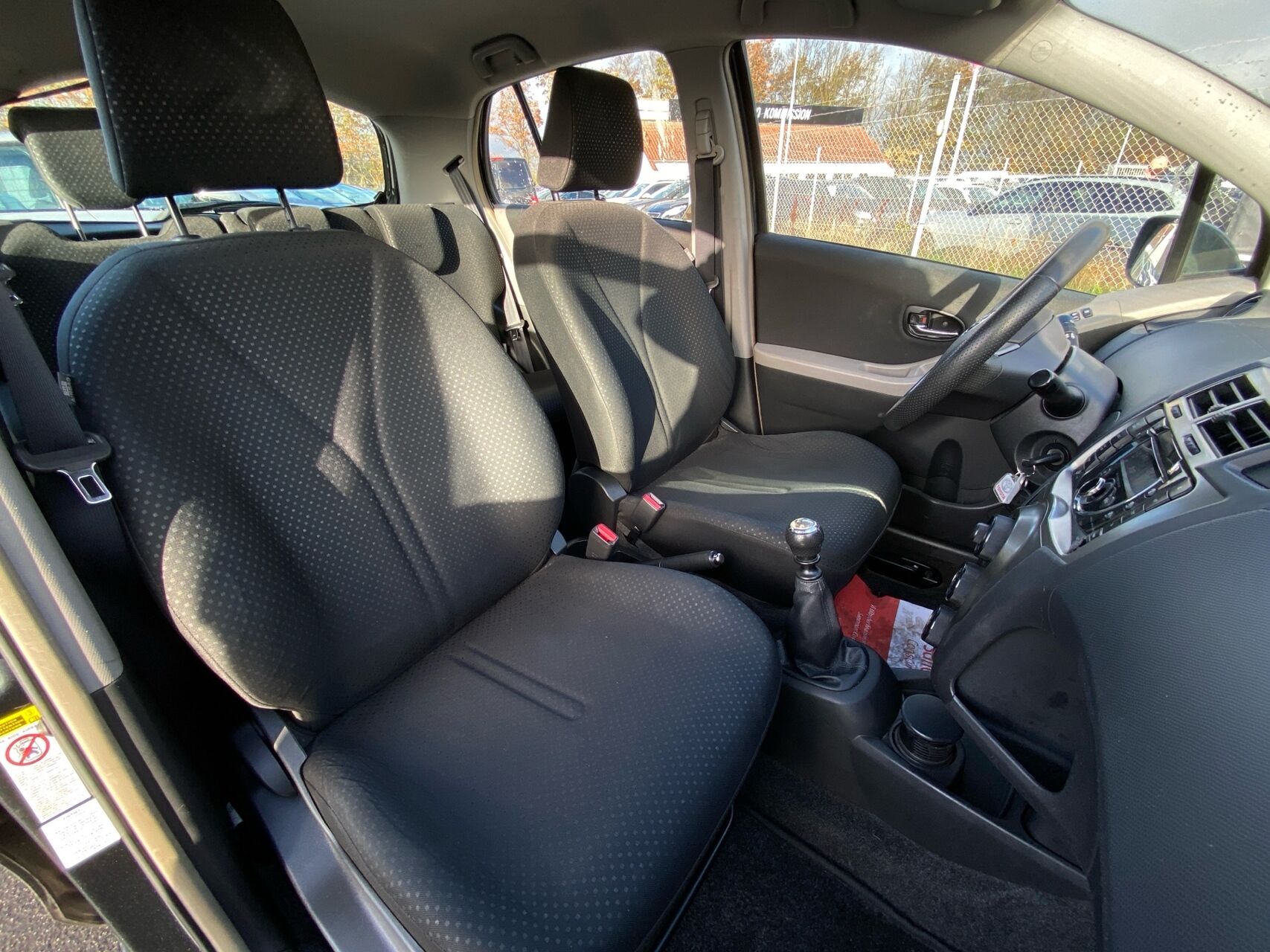 Billede af Toyota Yaris 1,3 VVT-I T3 100HK 5d 6g