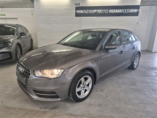 Audi A3 Sportback 1,4 TFSI Attraction S Tronic 150HK 5d 7g Aut.