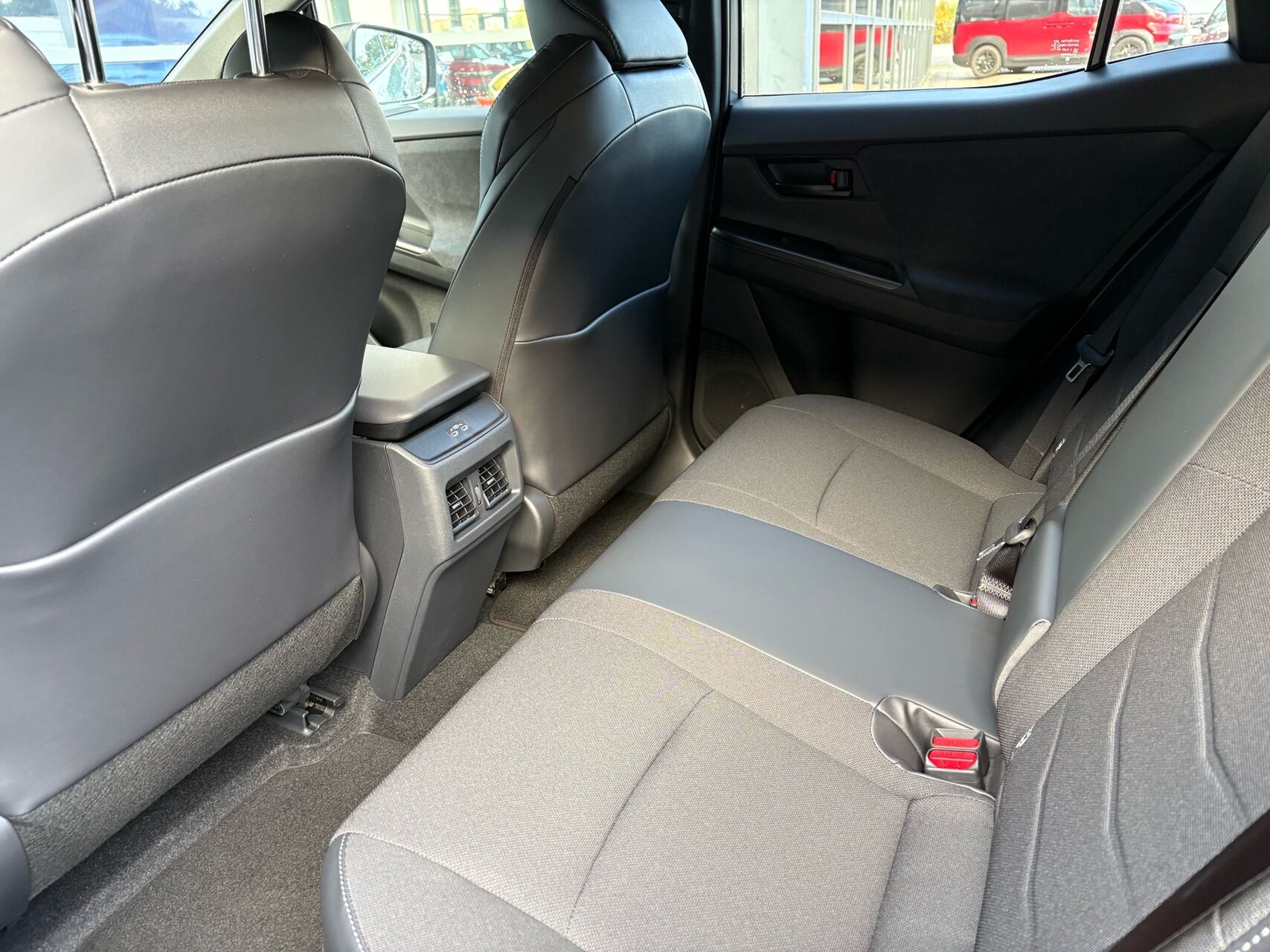 Billede af Toyota C-HR+ EL Active 224HK 5d Aut.
