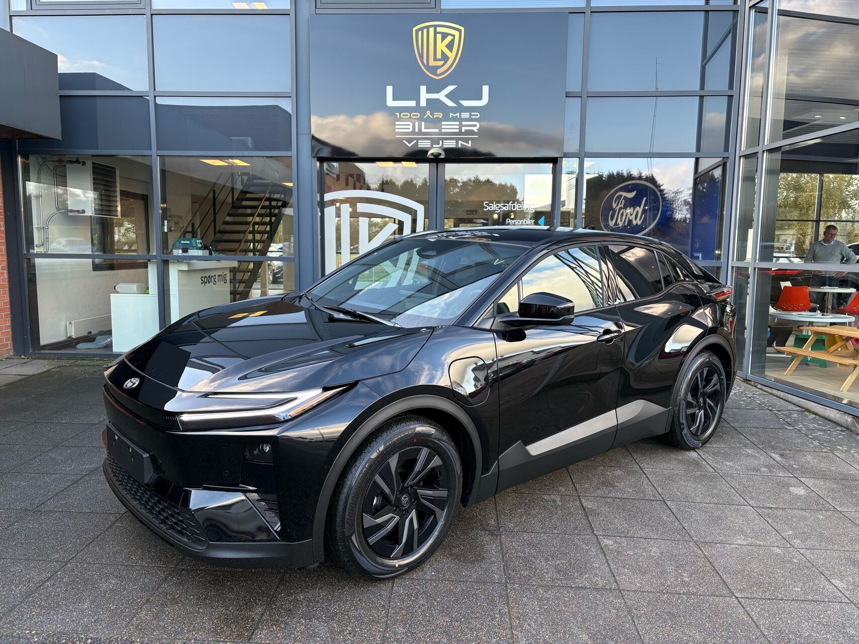 Billede af Toyota C-HR+ EL Active 224HK 5d Aut.