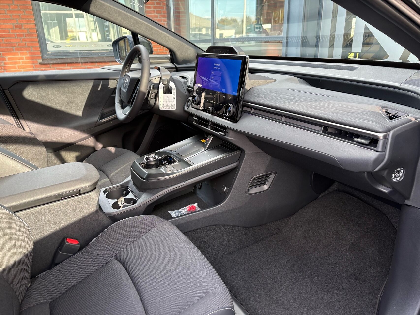 Billede af Toyota C-HR+ EL Active 224HK 5d Aut.