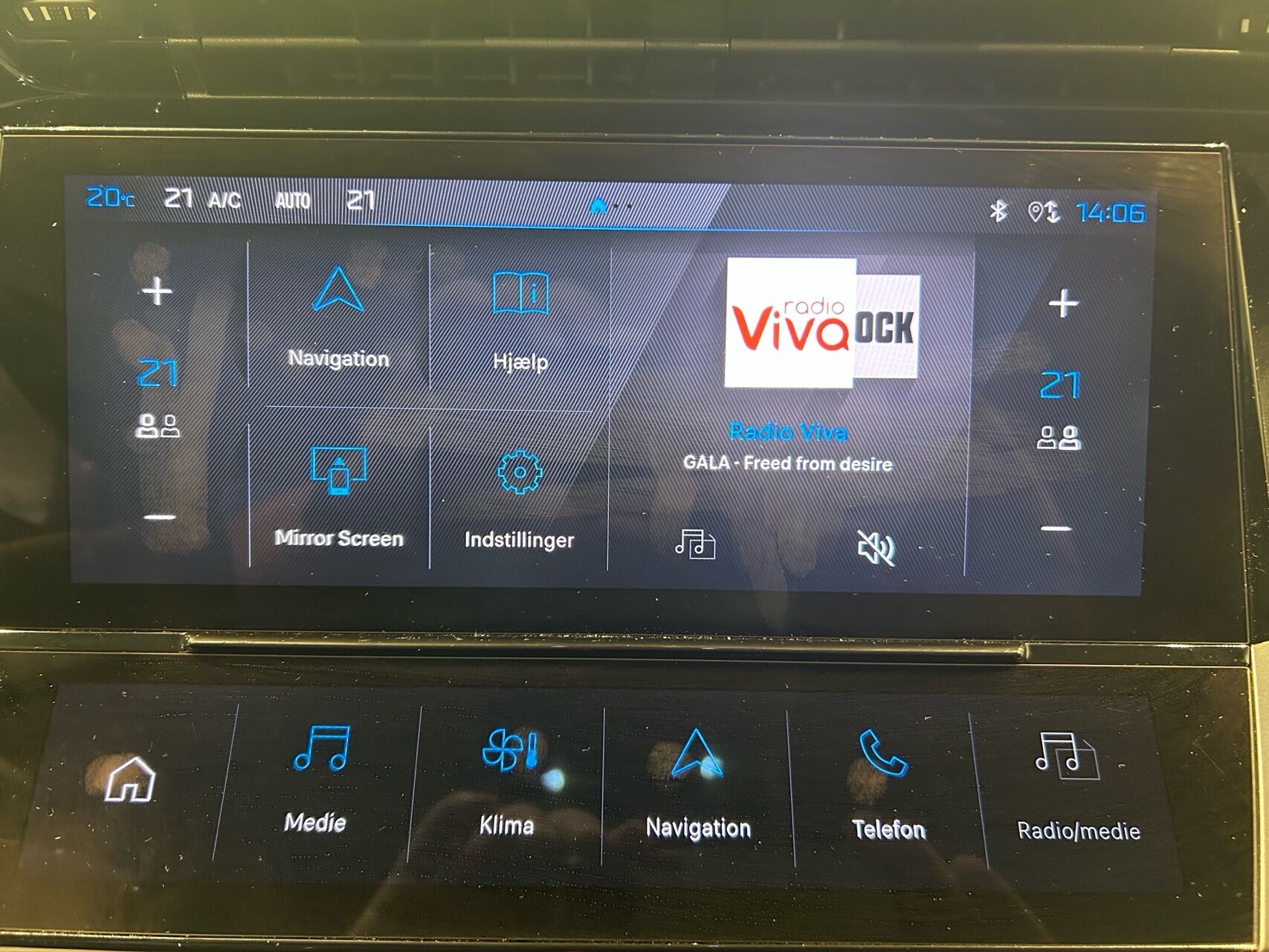 Billede af Peugeot 308 1,6 Plugin-hybrid First Selection Plus EAT8 180HK 5d 8g Aut.