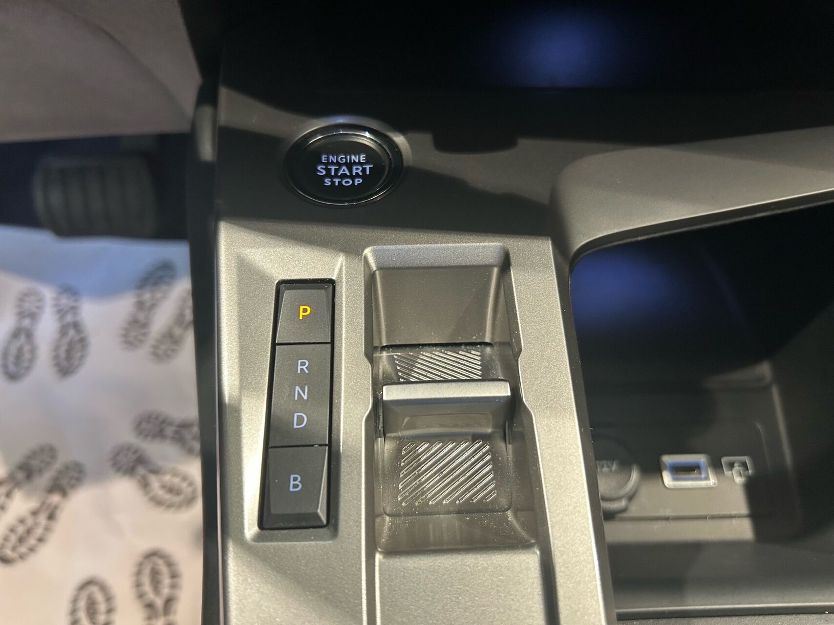 Billede af Peugeot 308 1,6 Plugin-hybrid First Selection Plus EAT8 180HK 5d 8g Aut.