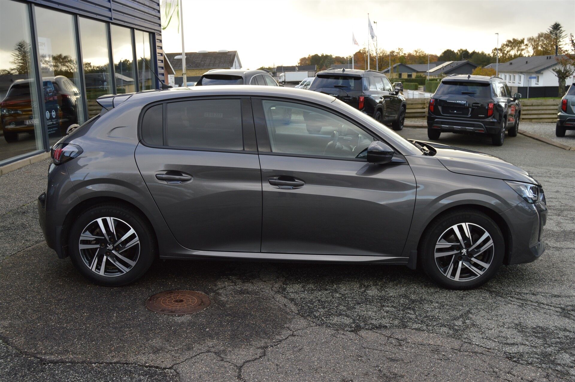 Billede af Peugeot 208 1,2 PureTech Allure 100HK 5d 6g
