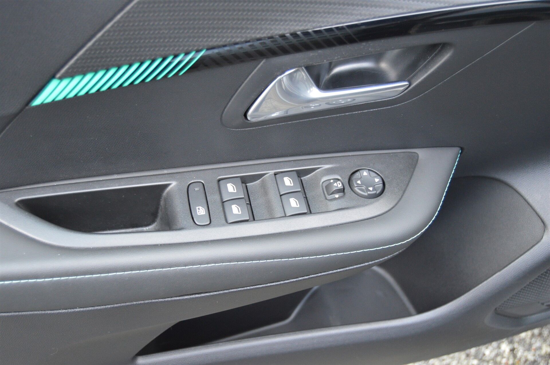 Billede af Peugeot 208 1,2 PureTech Allure 100HK 5d 6g