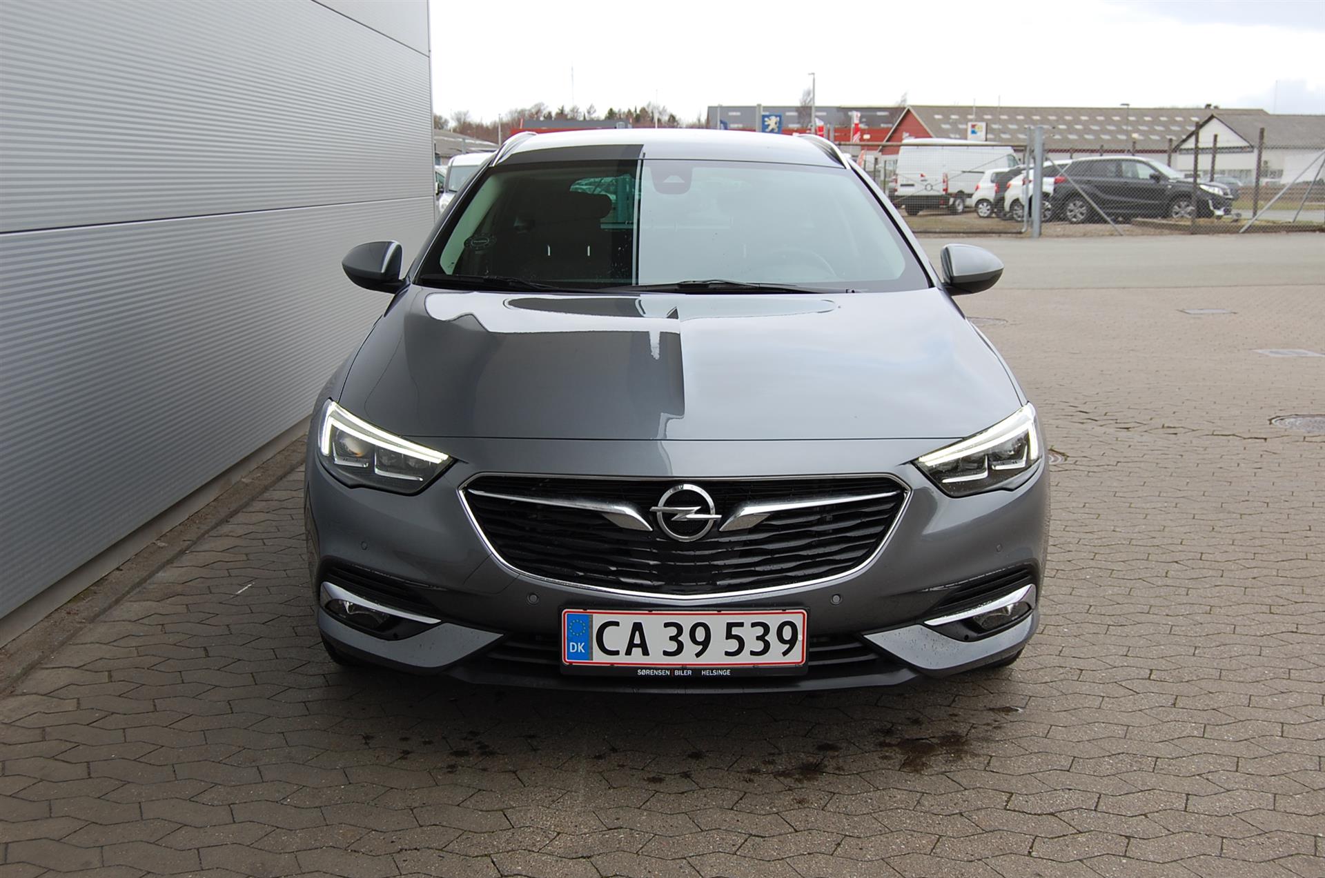 Billede af Opel Insignia Sports Tourer 2,0 Turbo Dynamic Start/Stop 260HK Stc 8g Aut.