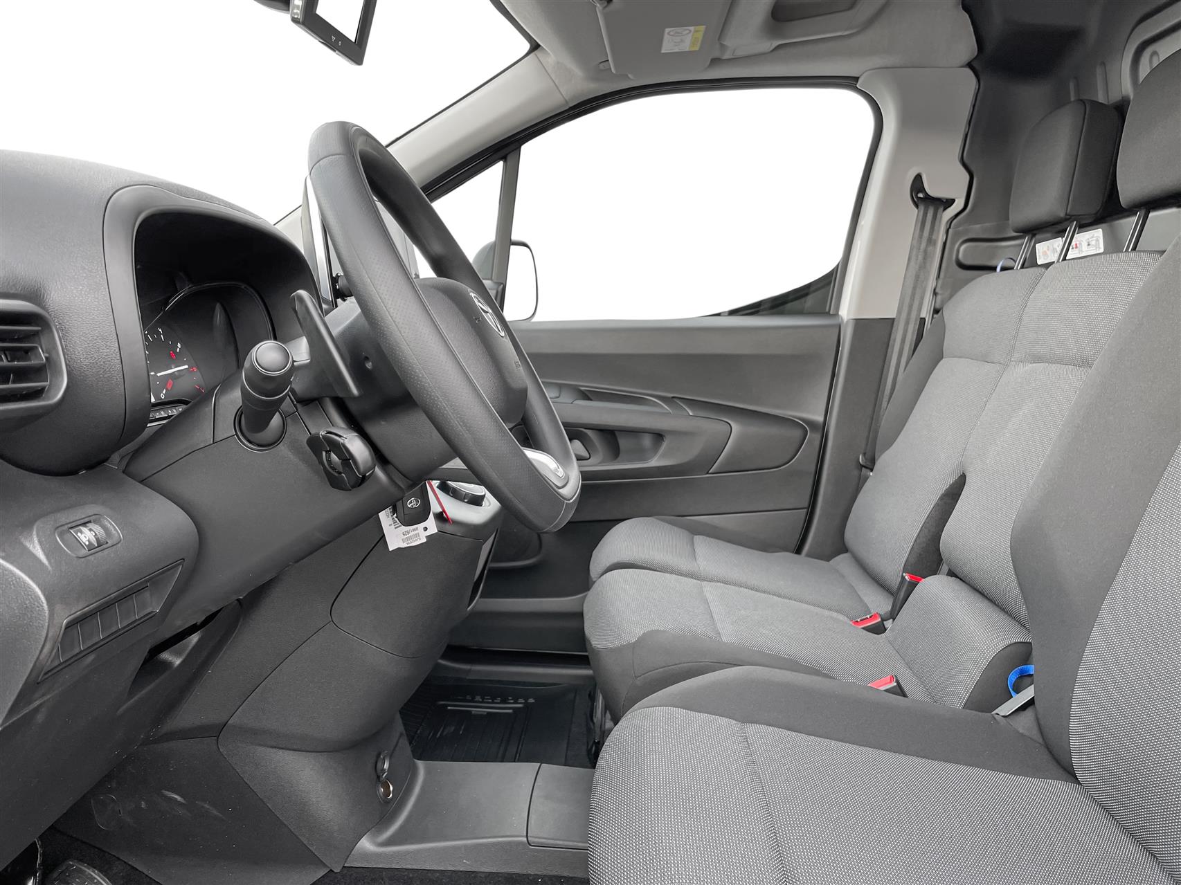 Billede af Toyota Proace City Long 1,5 D Comfort Smart Active Vision 130HK Van 8g Aut.