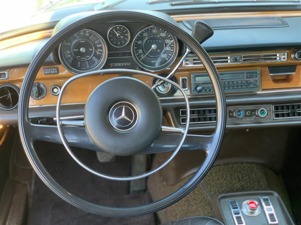 Billede af Mercedes-Benz 280SEL 4,5 V8 230HK Aut.