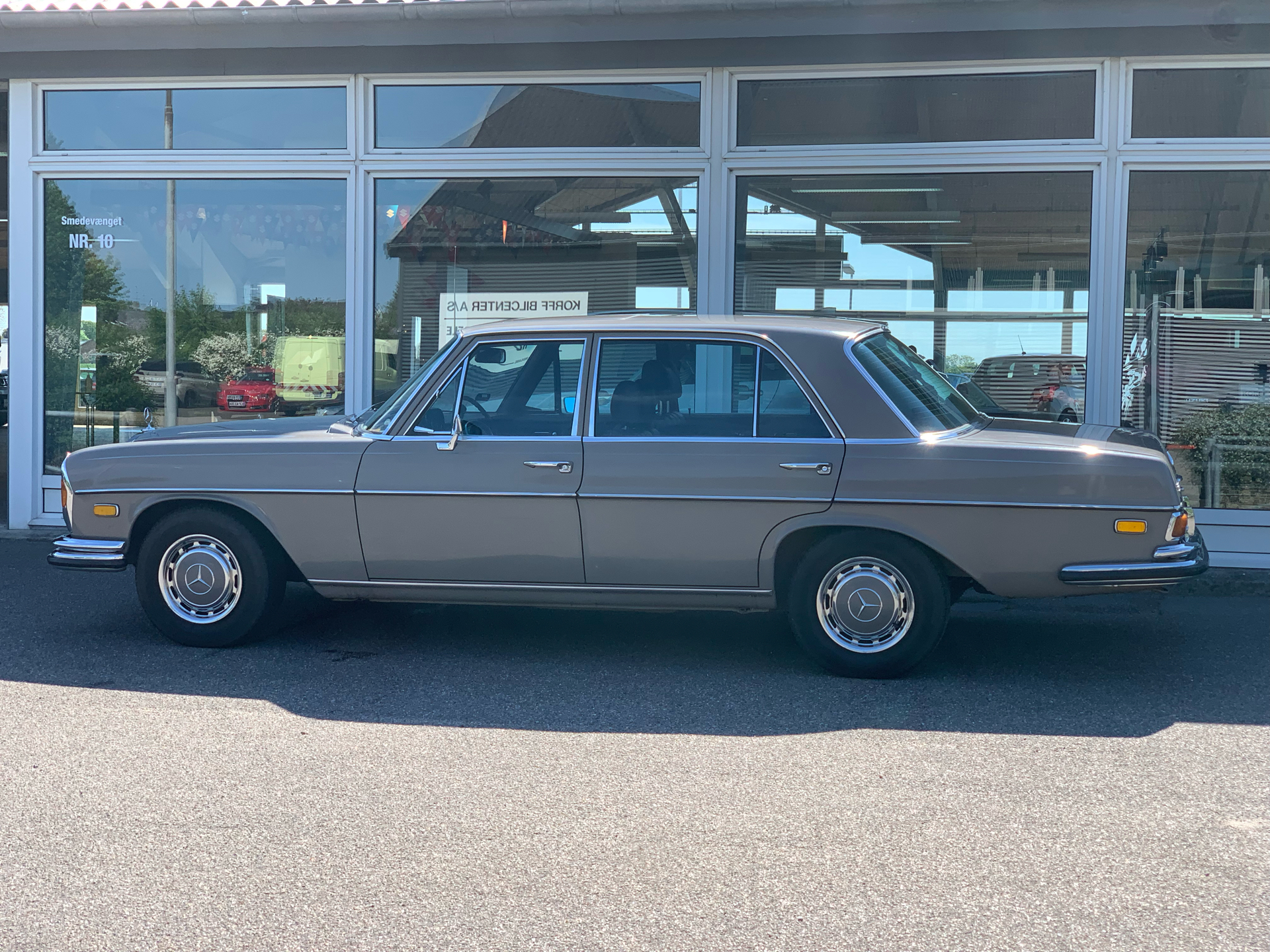 Billede af Mercedes-Benz 280SEL 4,5 V8 230HK Aut.