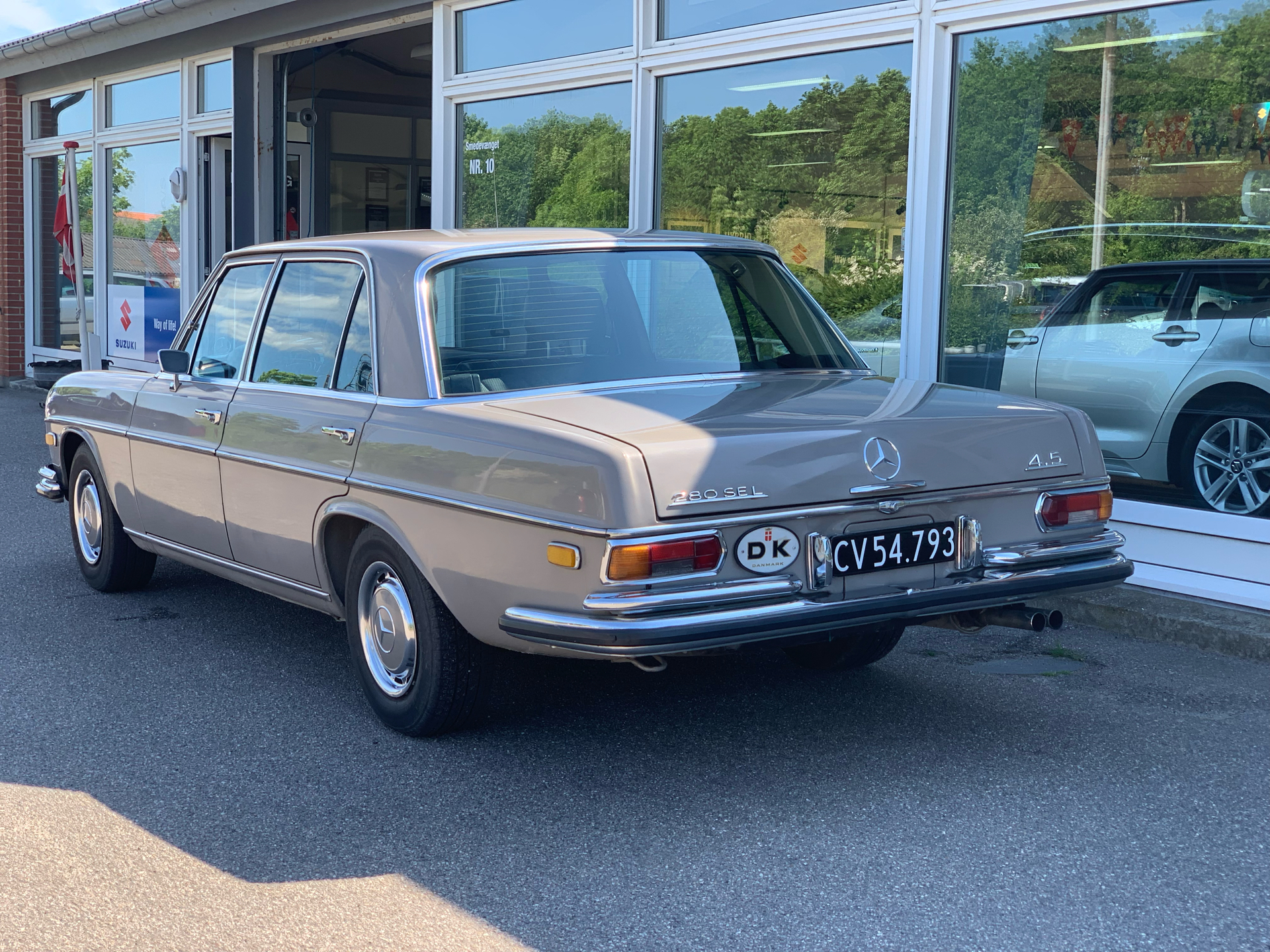 Billede af Mercedes-Benz 280SEL 4,5 V8 230HK Aut.