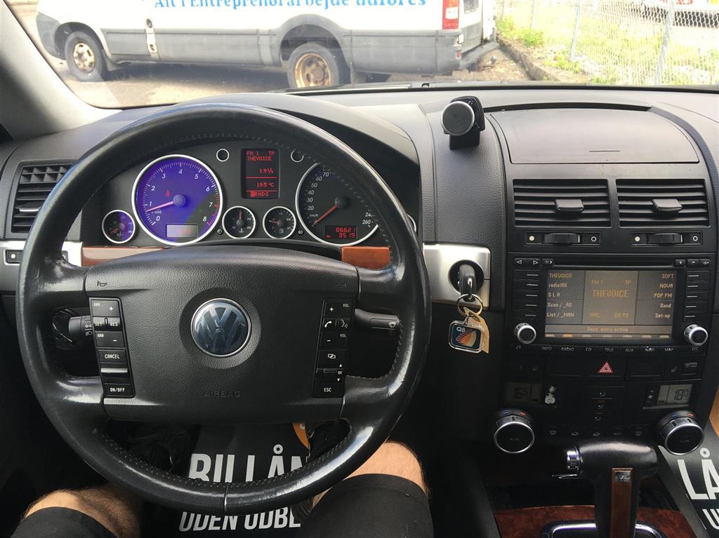 VW Touareg 3,2 V6 4x4 220HK Van 6g