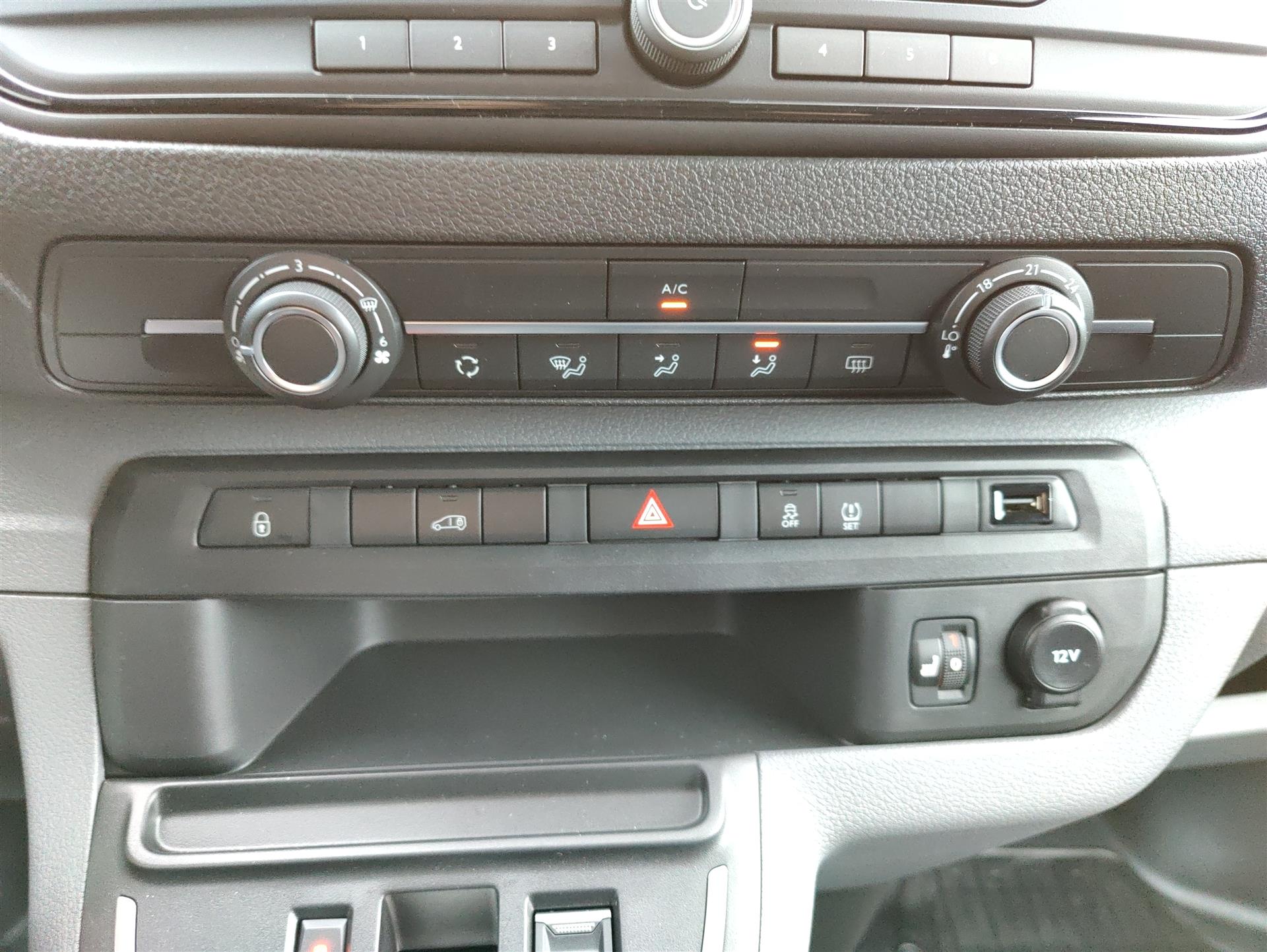 Billede af Toyota Proace Electric Medium EL Base++ m/Bagklap 136HK Van Aut.