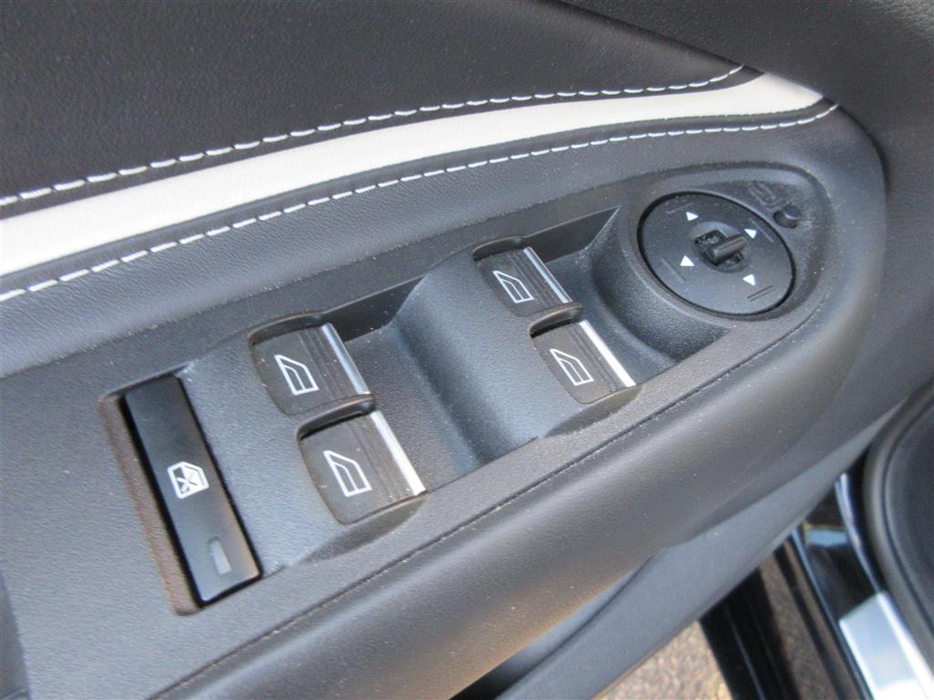 Ford Kuga 2,0 TDCi Vignale AWD Powershift 180HK 5d 6g Aut.