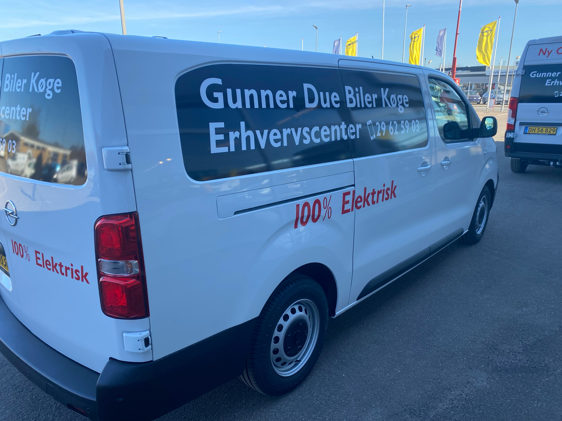 Billede af Opel Vivaro-e L3V1 EL Enjoy 136HK Van Trinl. Gear