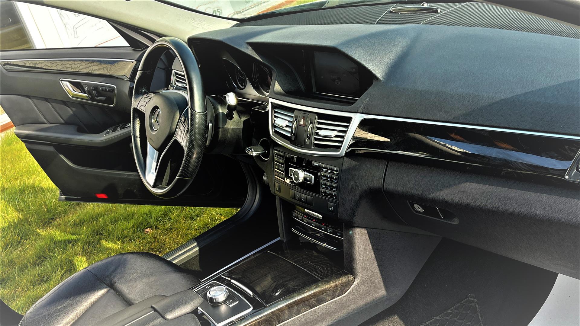 Billede af Mercedes-Benz E350 d 3,0 CDI BlueEfficiency 4-Matic 265HK 7g Aut.