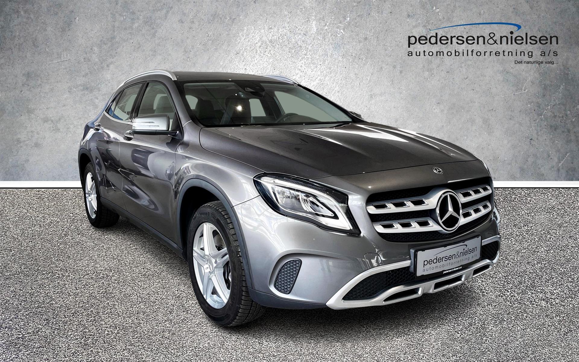 Billede af Mercedes-Benz GLA250 2,0 Progressive 7G-DCT 211HK 5d 7g Aut.