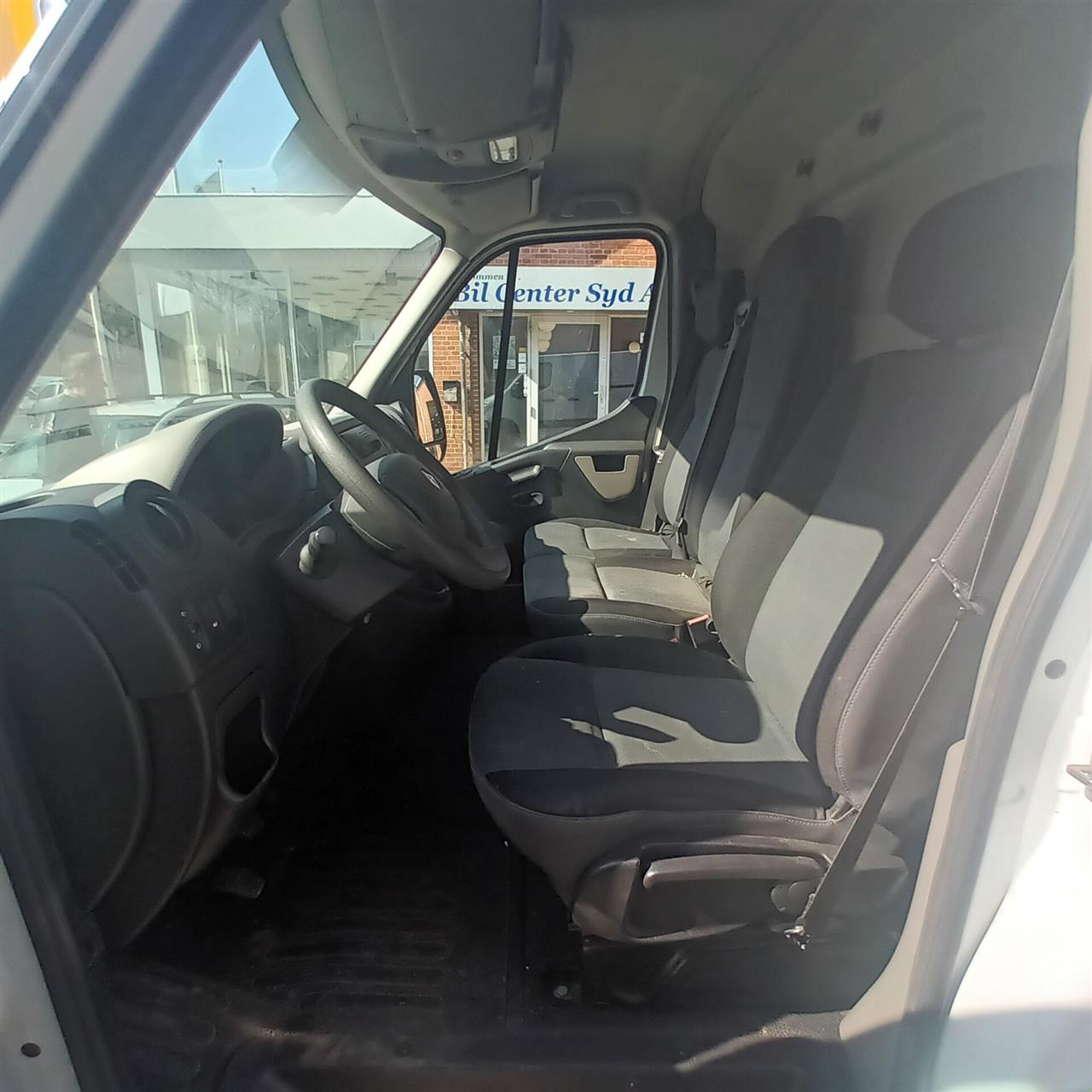 Billede af Renault Master T28 L1H1 2,3 DCI 110HK Van 6g