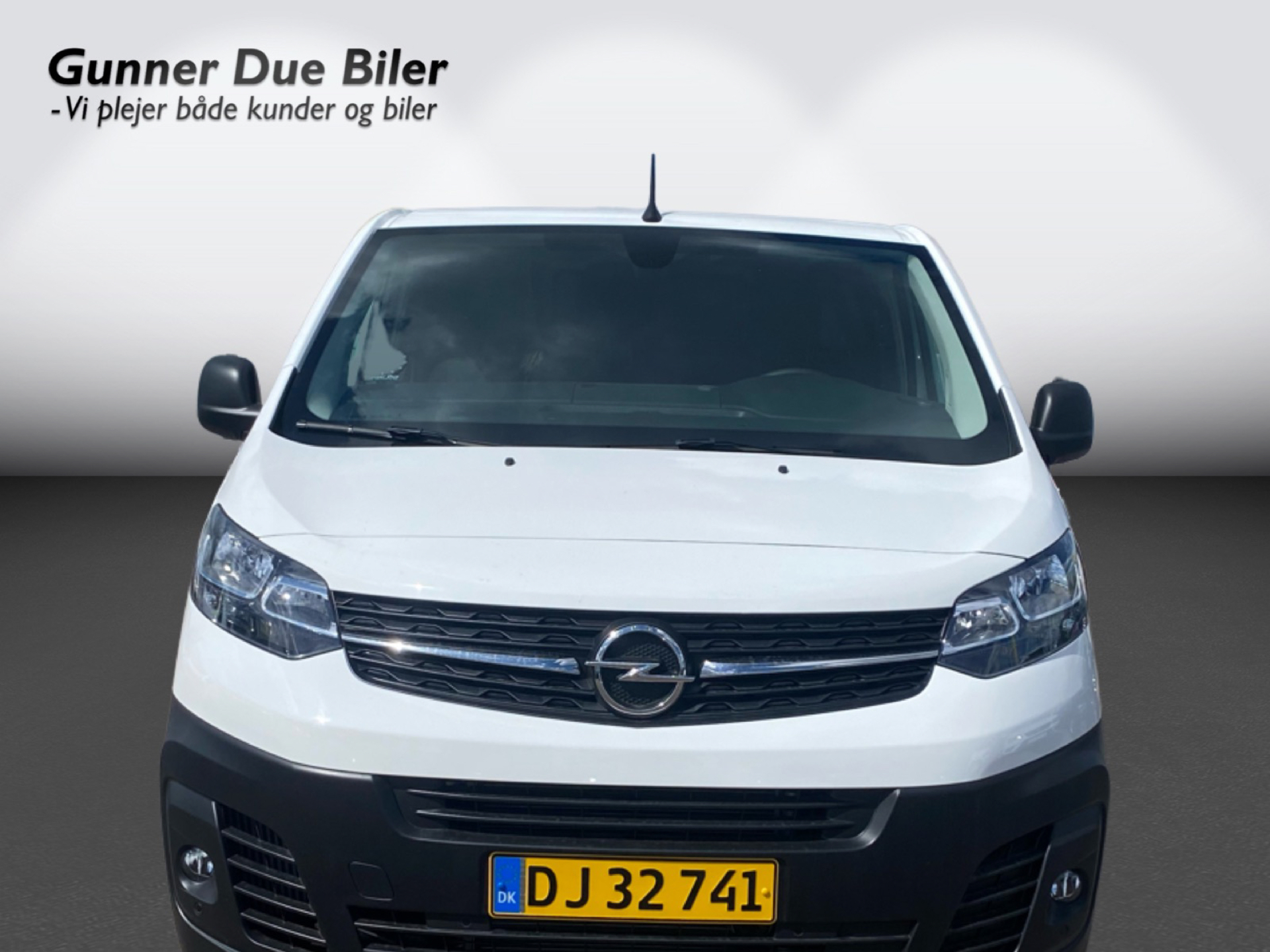 Billede af Opel Vivaro L3V2 2,0 BlueHDi Enjoy AT8 145HK Van 8g Aut.