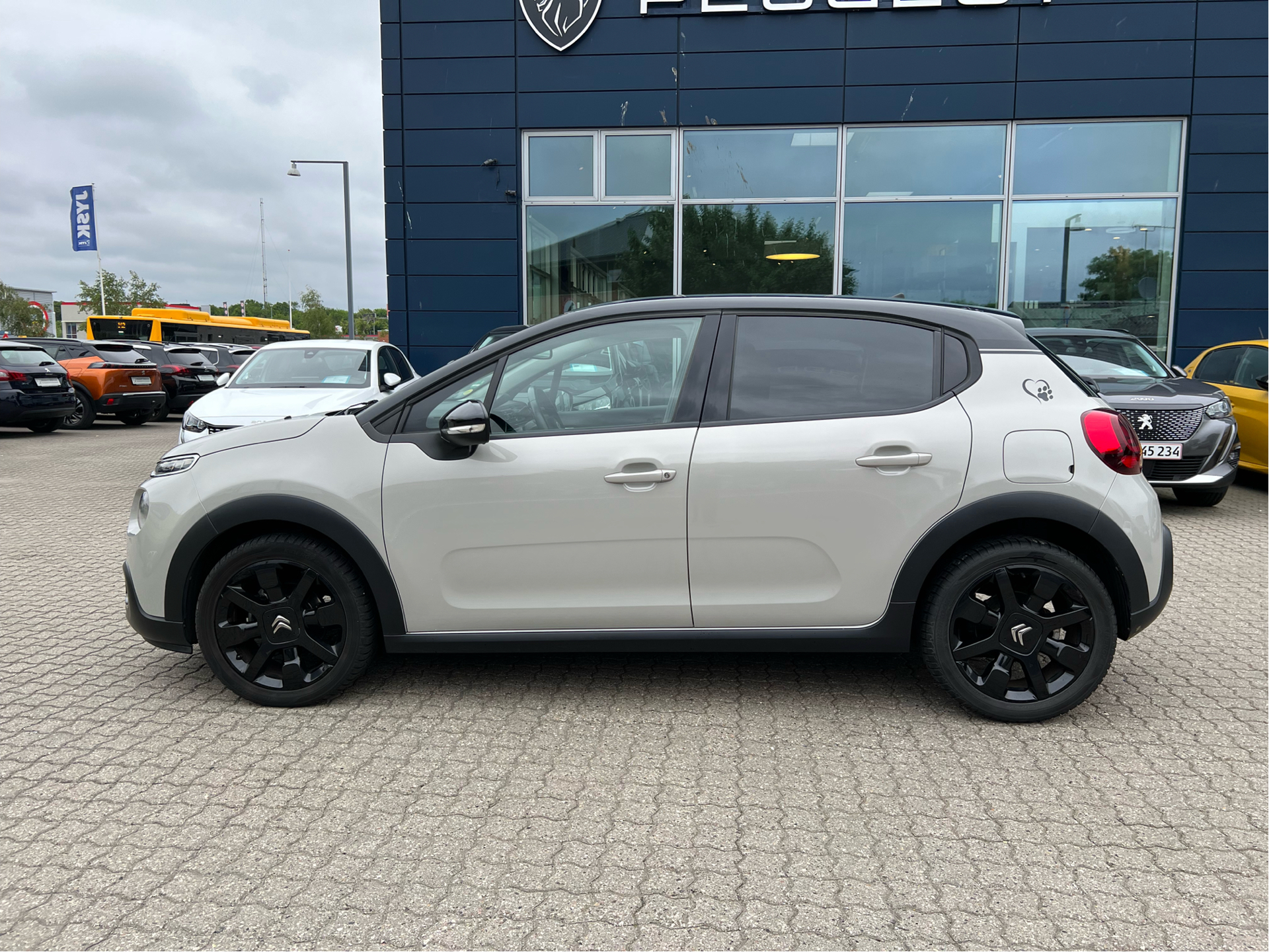 Billede af Citroën C3 1,2 PureTech Shine start/stop 110HK 5d