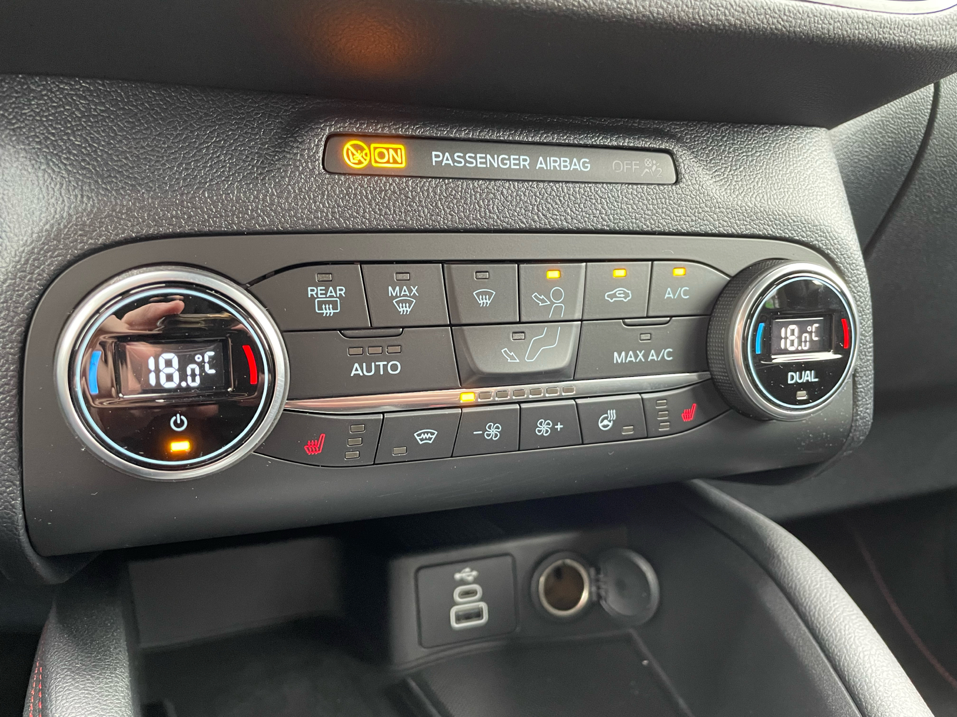 Billede af Ford Kuga 2,5 Plugin-hybrid ST-Line X CVT 225HK 5d Trinl. Gear