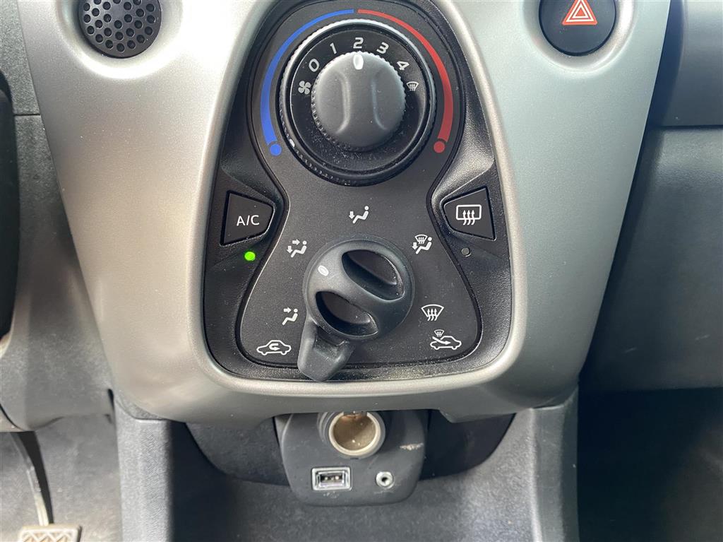 Billede af Toyota Aygo 1,0 VVT-I X-Play + Touch X-Shift 69HK 5d Aut.