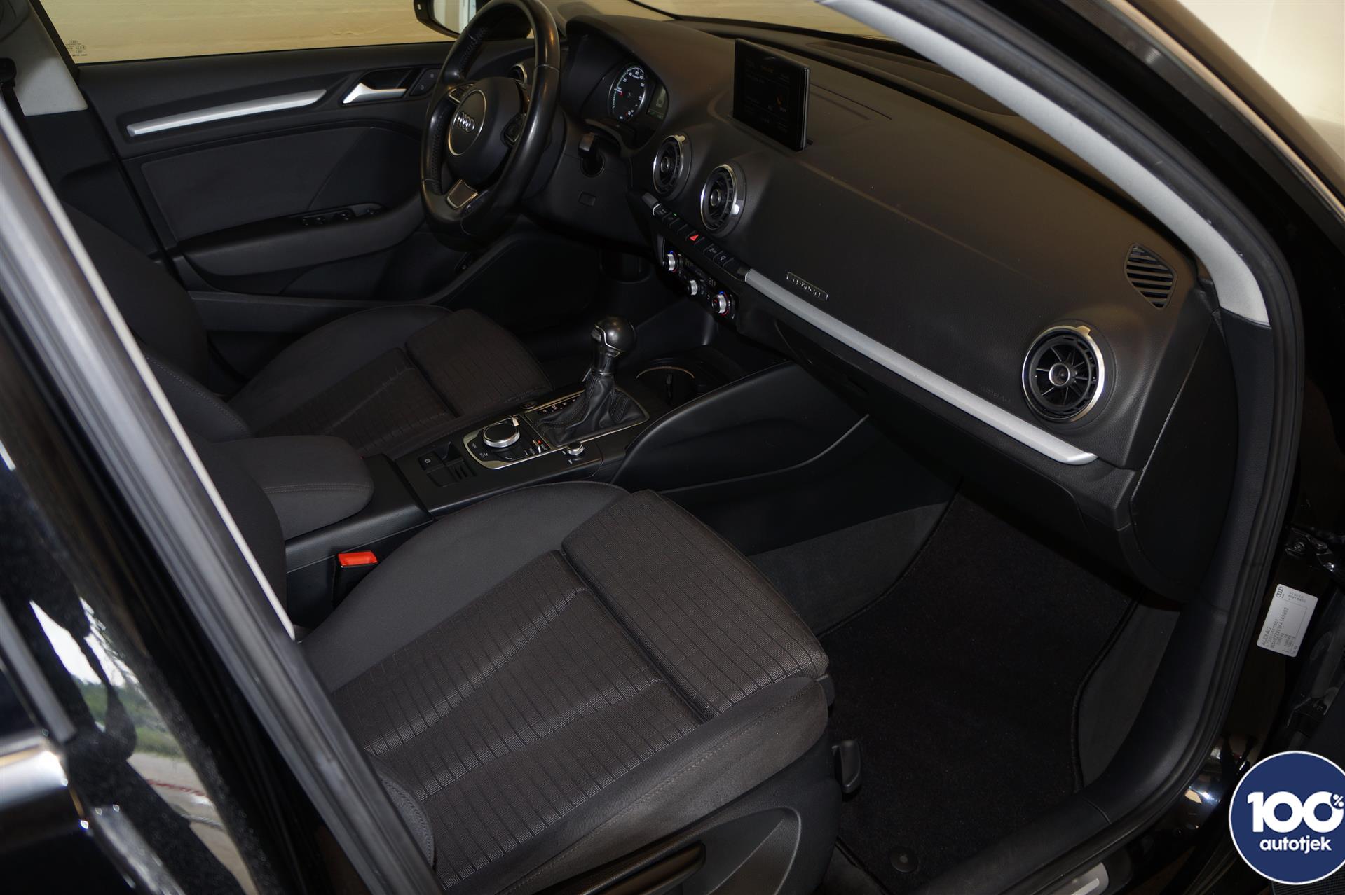 Billede af Audi A3 Sportback 1,4 E-tron  Plugin-hybrid Ambiente S Tronic 204HK 5d 6g Aut.
