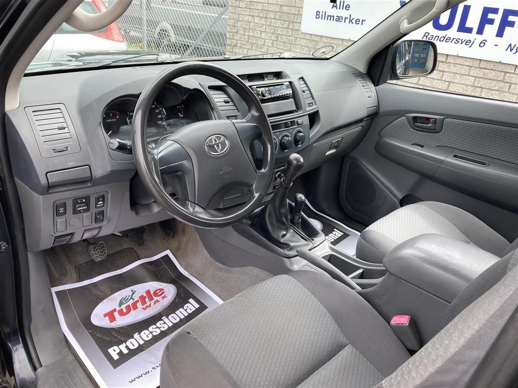 Billede af Toyota HiLux 2,5 D-4D, Ex.Cab 4WD 144HK Pick-Up