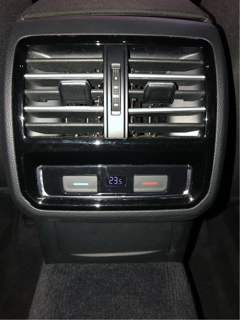 Billede af VW Passat Variant 2,0 TDI SCR Comfortline DSG 150HK Stc 7g Aut.