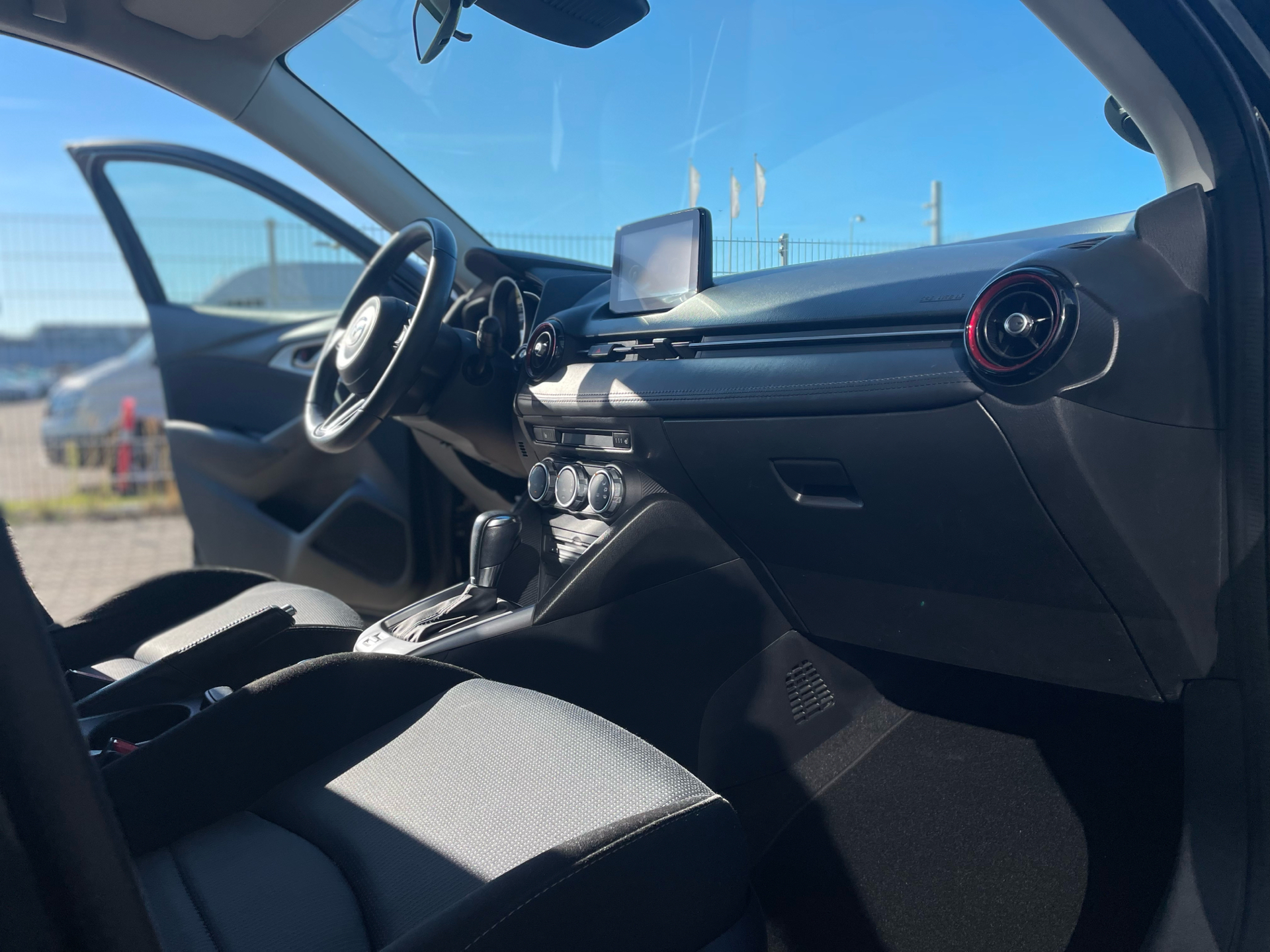 Billede af Mazda CX-3 2,0 Skyactiv-G Vision 120HK 5d 6g Aut.