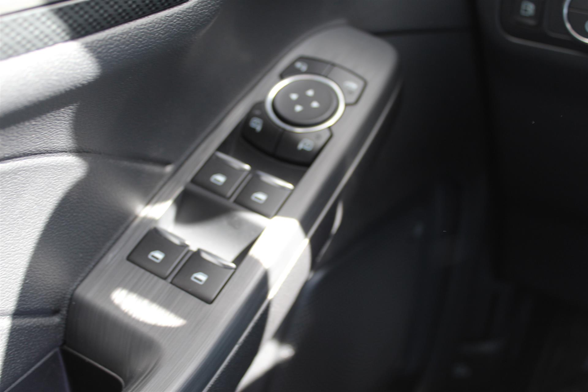Billede af Ford Kuga 2,5 Plugin-hybrid ST-Line X CVT 225HK 5d Trinl. Gear