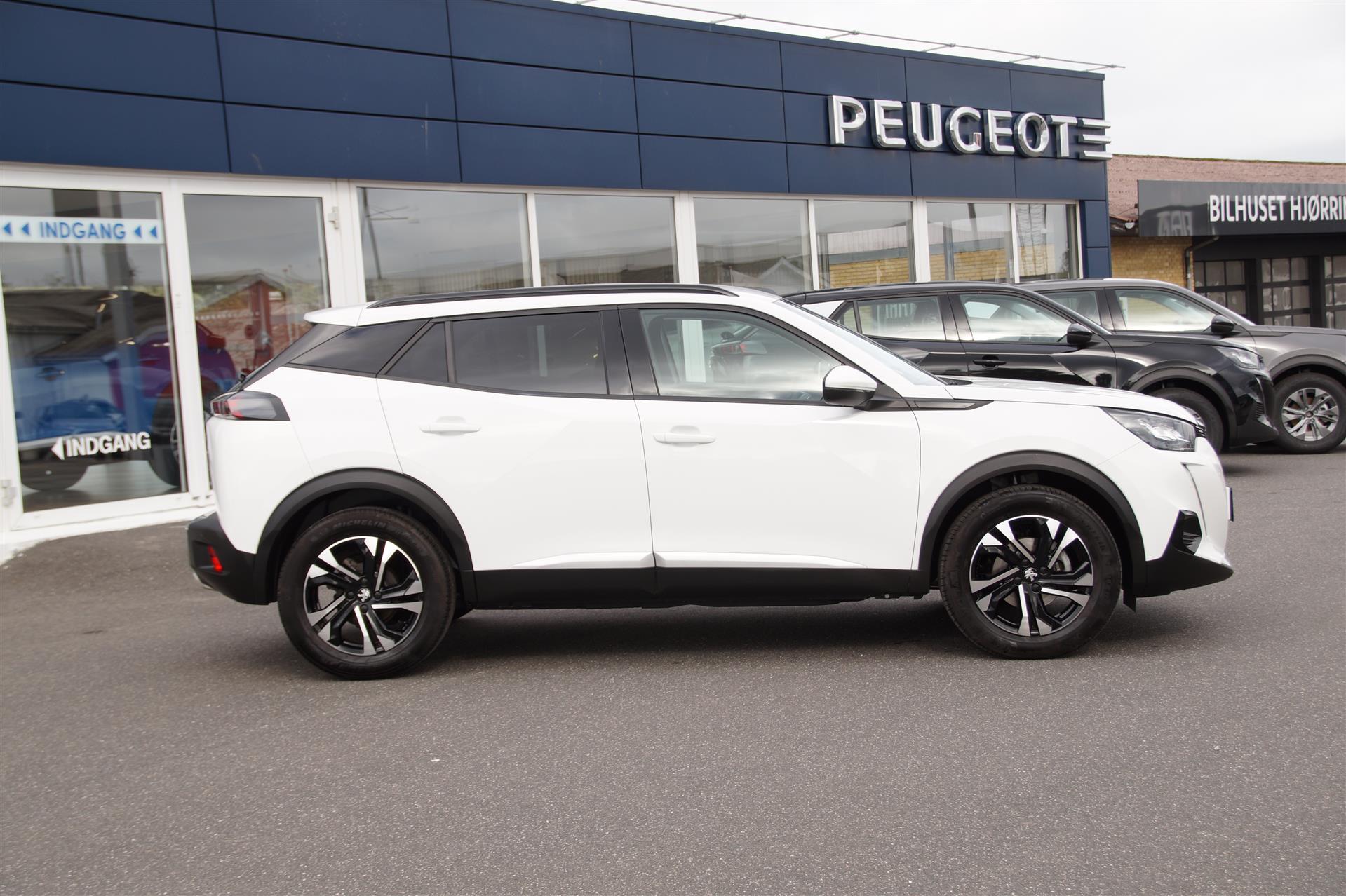 Billede af Peugeot 2008 1,2 PureTech Sportium EAT8 130HK 5d 8g Aut.