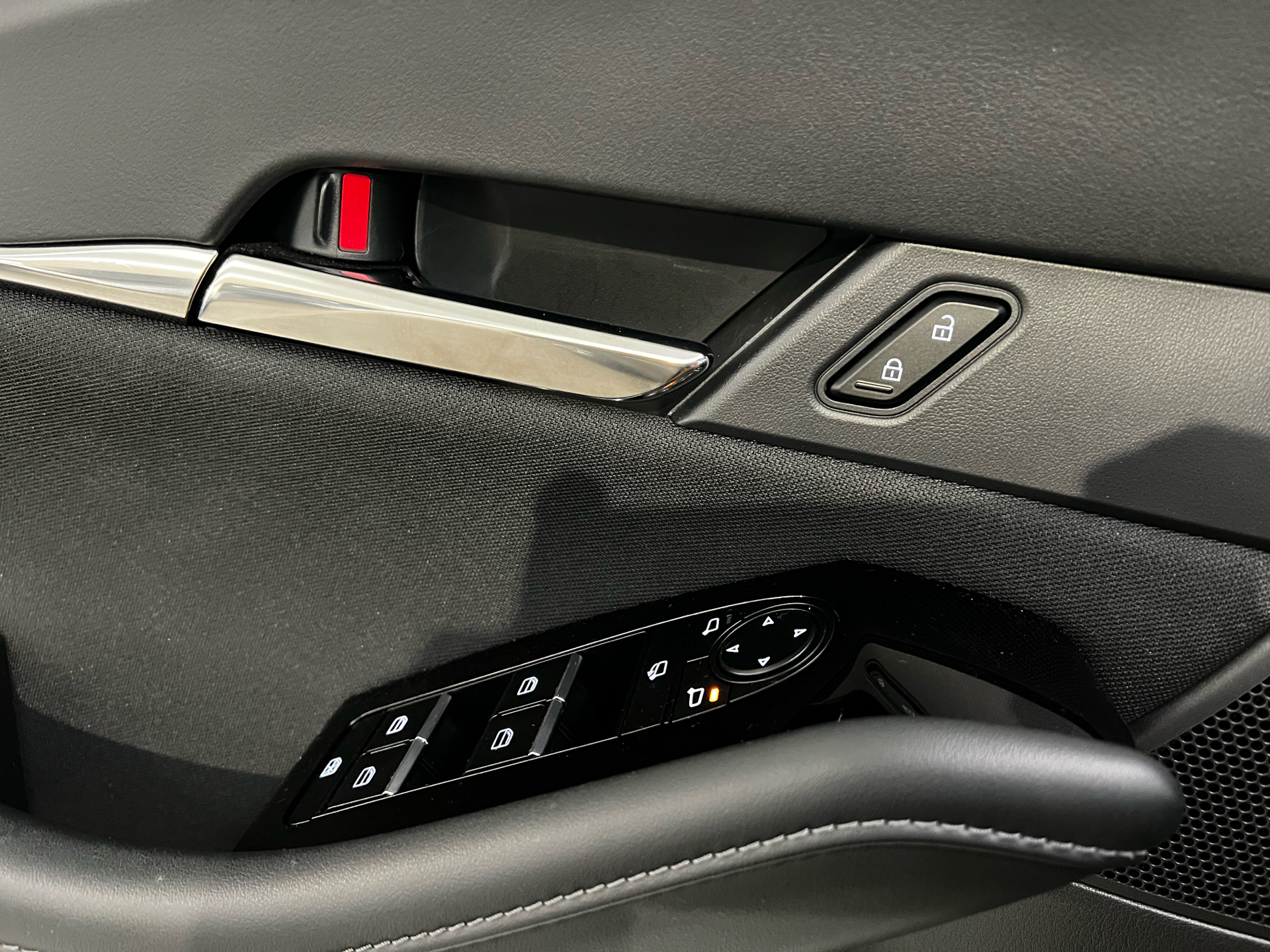 Billede af Mazda CX-30 2,0 Skyactiv-X  Mild hybrid Sky 186HK 5d 6g Aut.