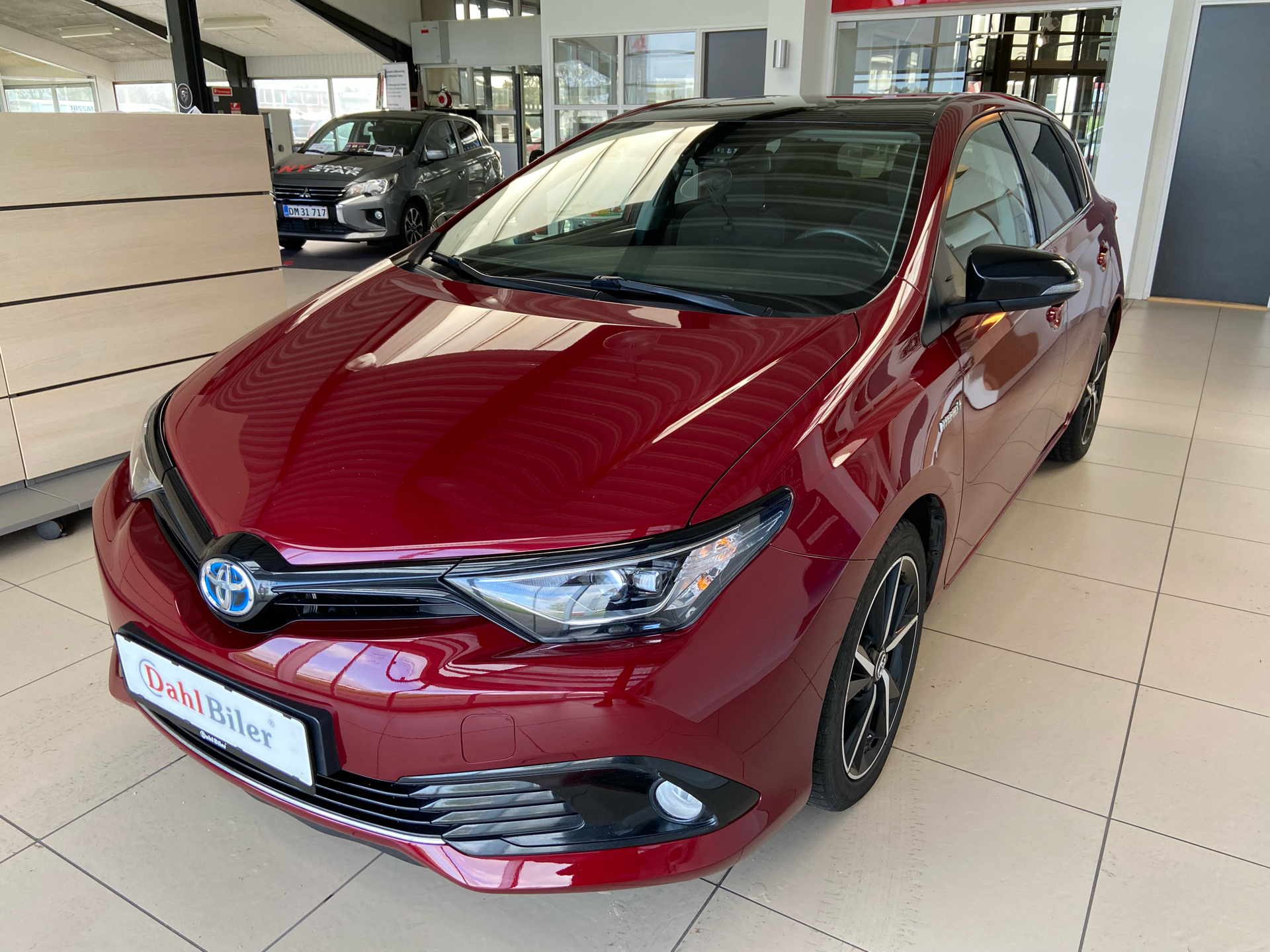 Billede af Toyota Auris 1,8 Hybrid H2 Selected Bi-tone 136HK 5d Aut.