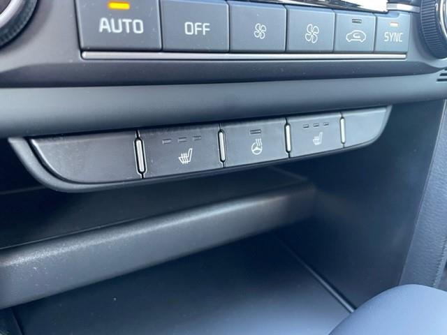 Billede af Kia Ceed SW 1,0 T-GDI  Mild hybrid Upgrade DCT 120HK Stc 7g Aut.