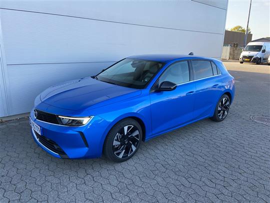 Opel Astra 1,5 BlueHDi Elegance 130HK 5d 6g