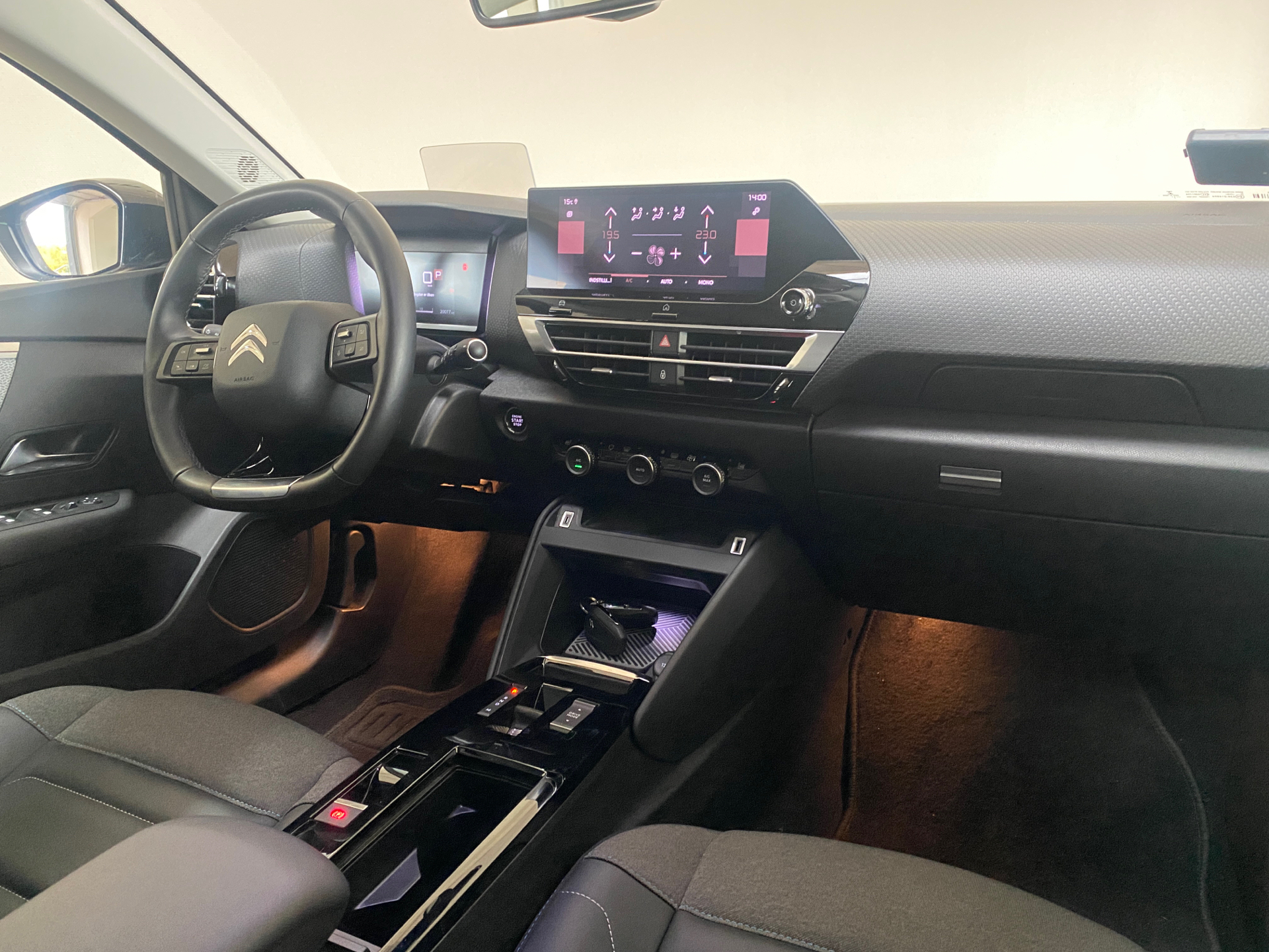 Billede af Citroën C4 1,2 PureTech Shine EAT8 130HK 5d 8g Aut.