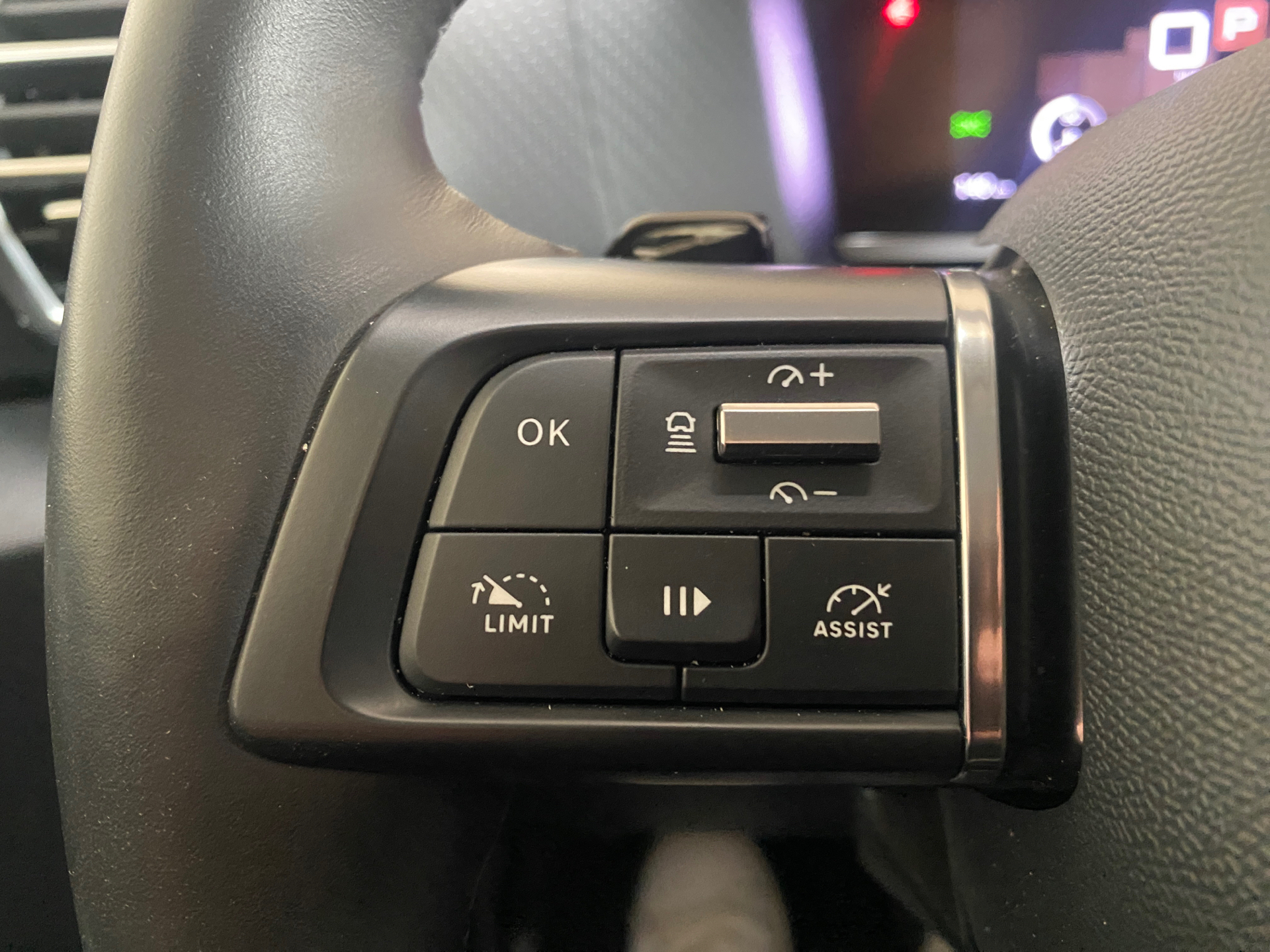 Billede af Citroën C4 1,2 PureTech Shine EAT8 130HK 5d 8g Aut.