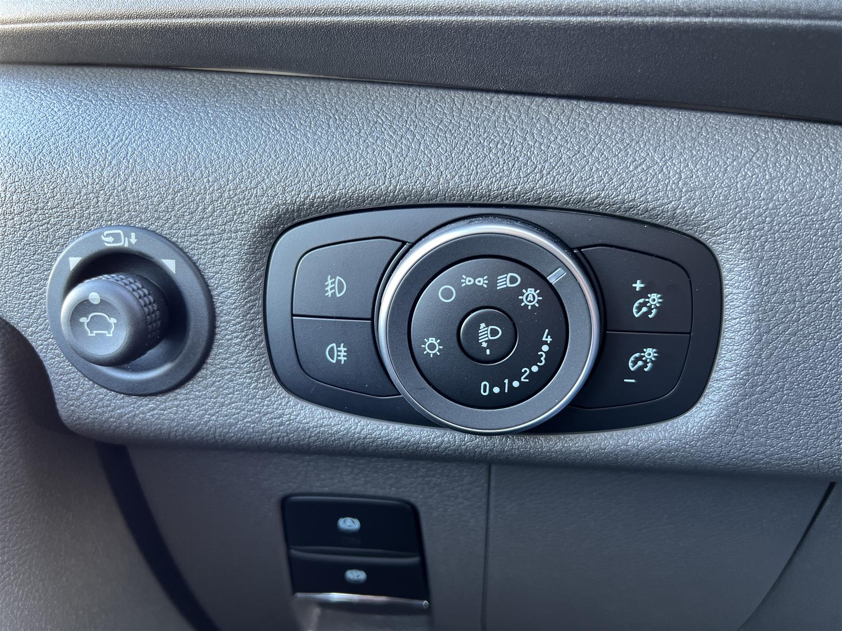 Billede af Ford E-Transit 350 L2H2 EL Trend RWD 184HK Van Aut. 