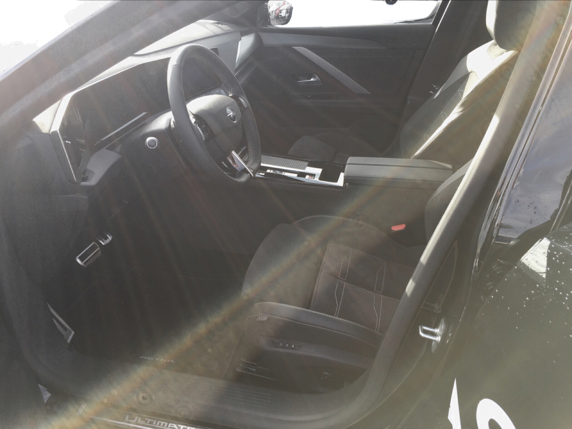 Billede af Opel Astra 1,6 Plugin-hybrid Ultimate 180HK 5d 8g Aut.