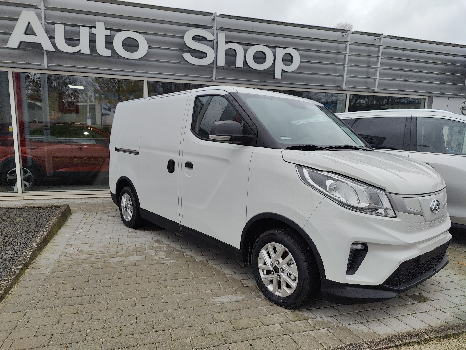 Billede af Maxus e-Deliver 3 EL 122HK Van Trinl. Gear