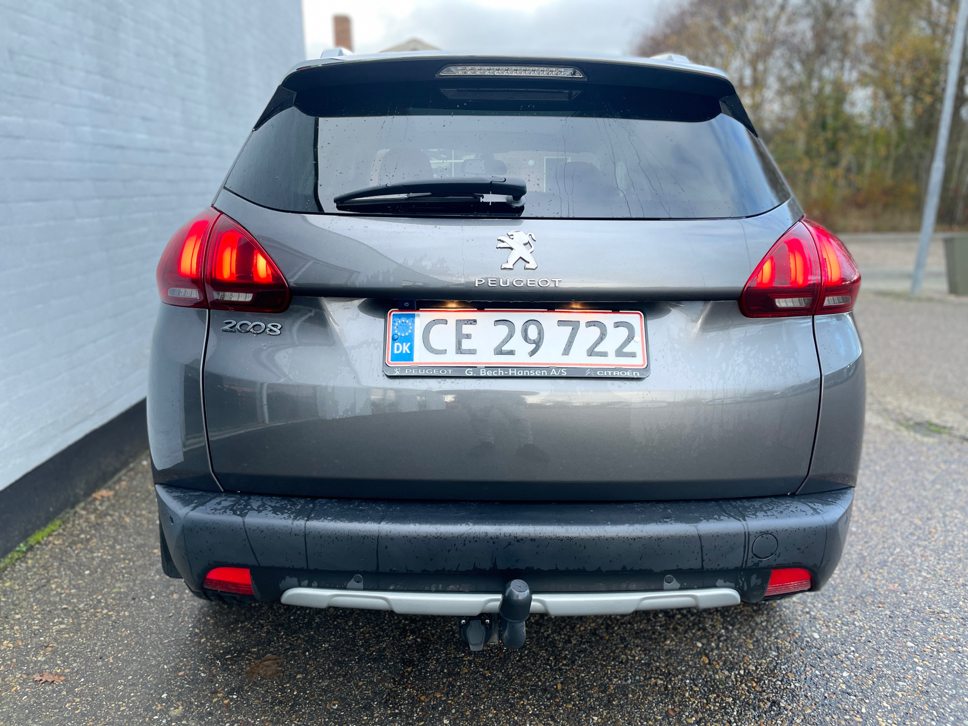 Billede af Peugeot 2008 1,6 BlueHDi Selection Sky 100HK 5d