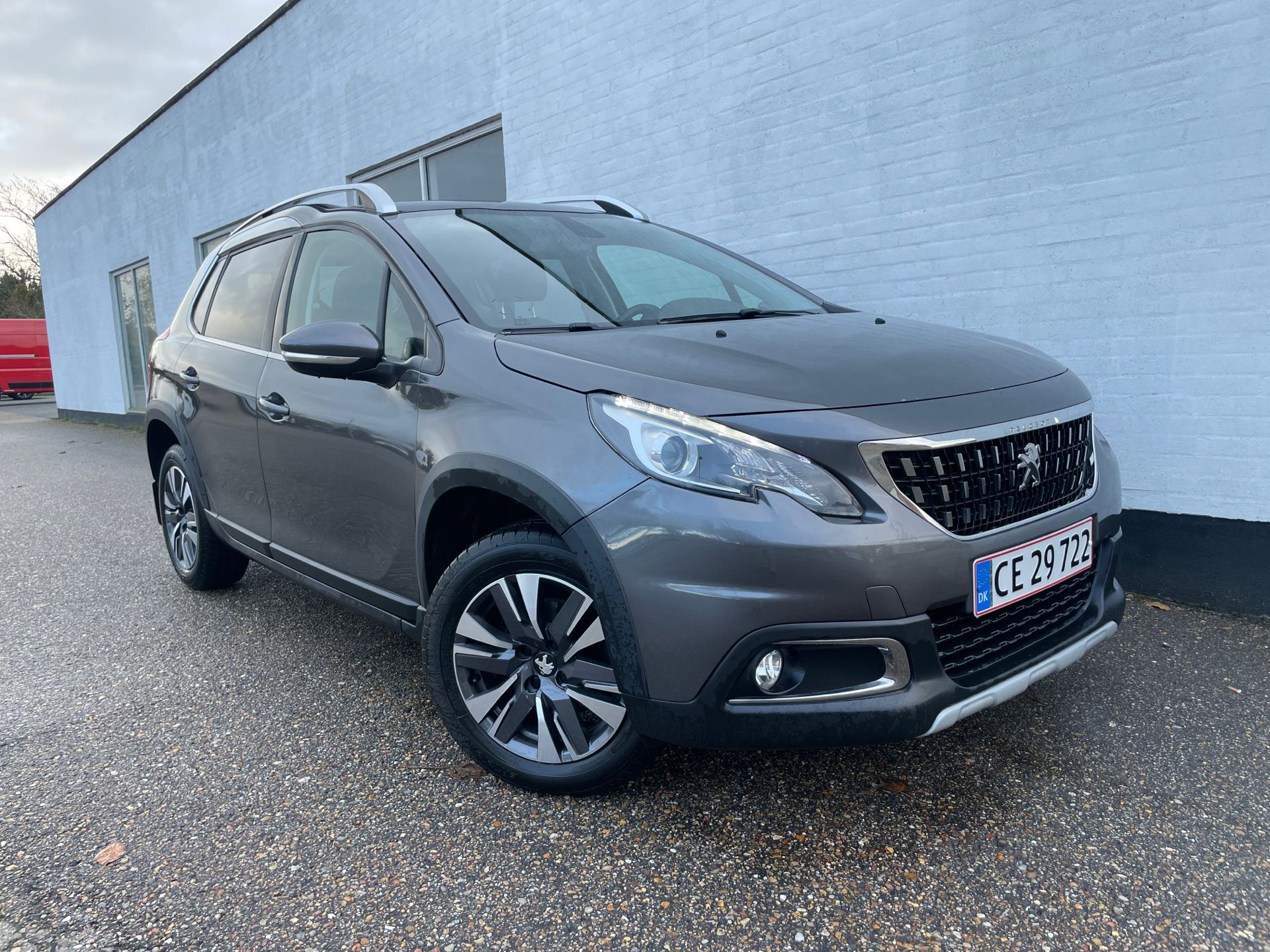 Billede af Peugeot 2008 1,6 BlueHDi Selection Sky 100HK 5d