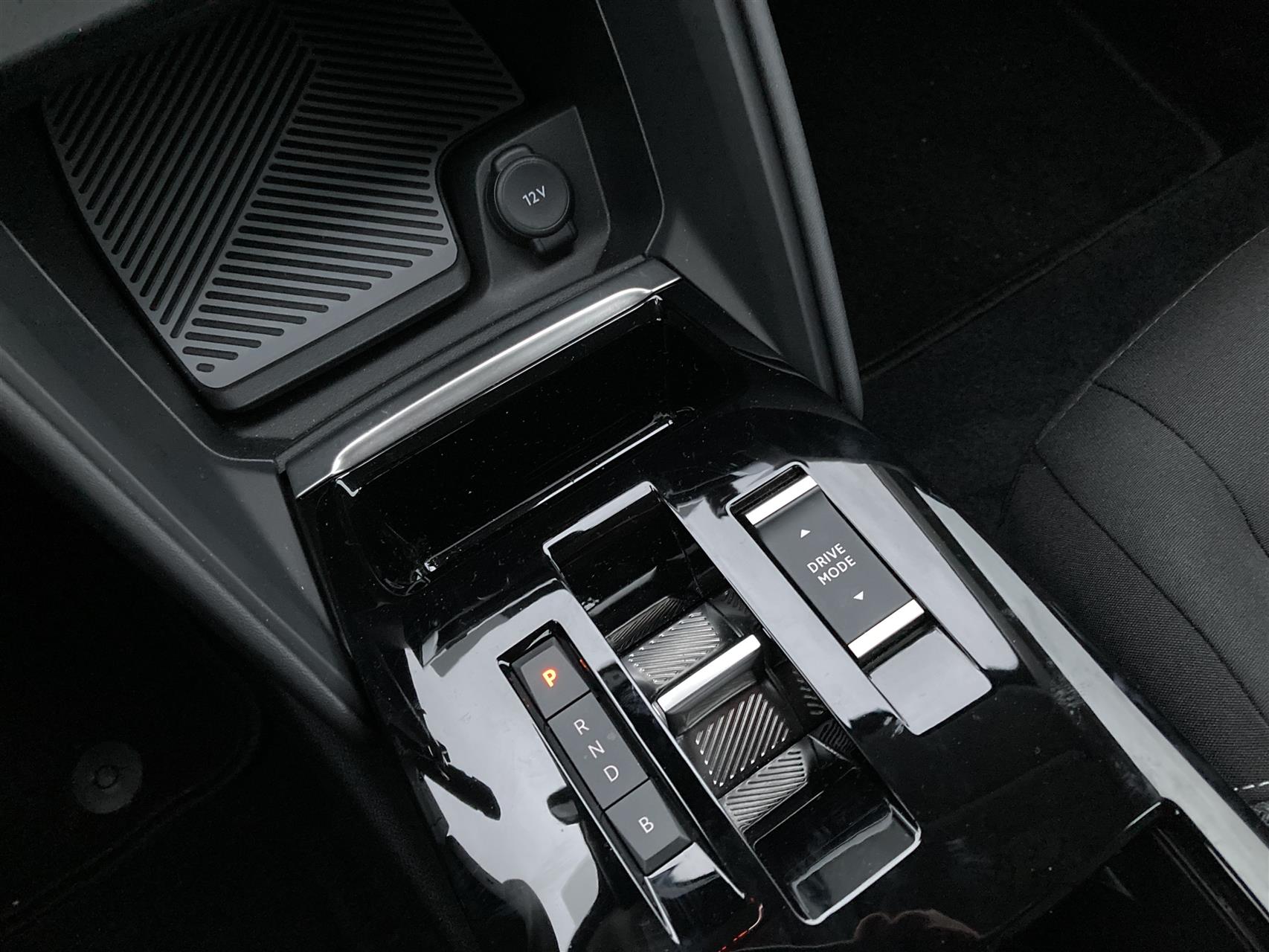 Billede af Citroën E-C4 EL Live Free 136HK 5d Trinl. Gear