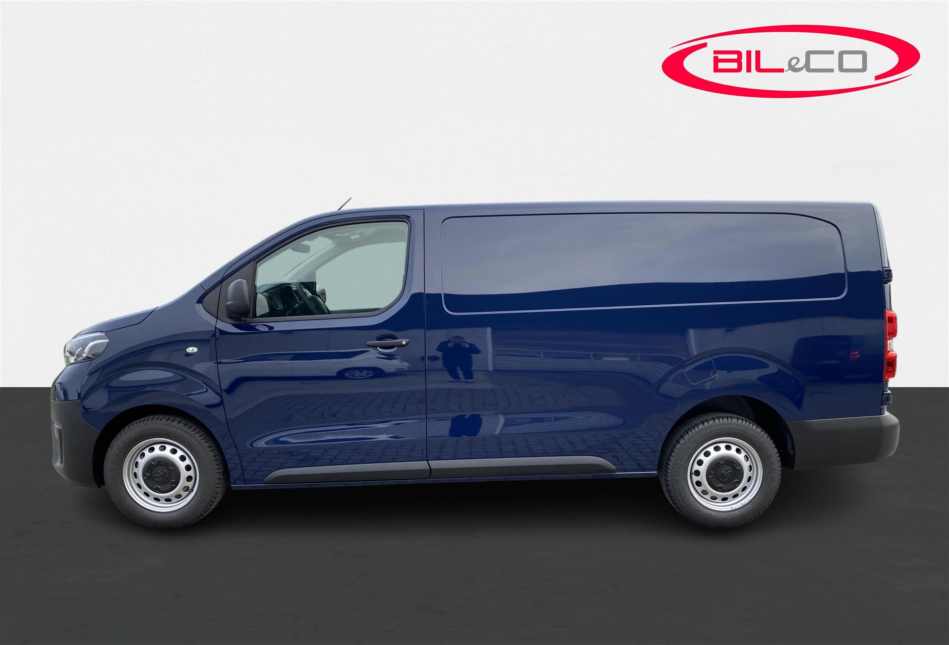 Billede af Toyota Proace 2.0D 144hp Long/En skydedør COMFORT